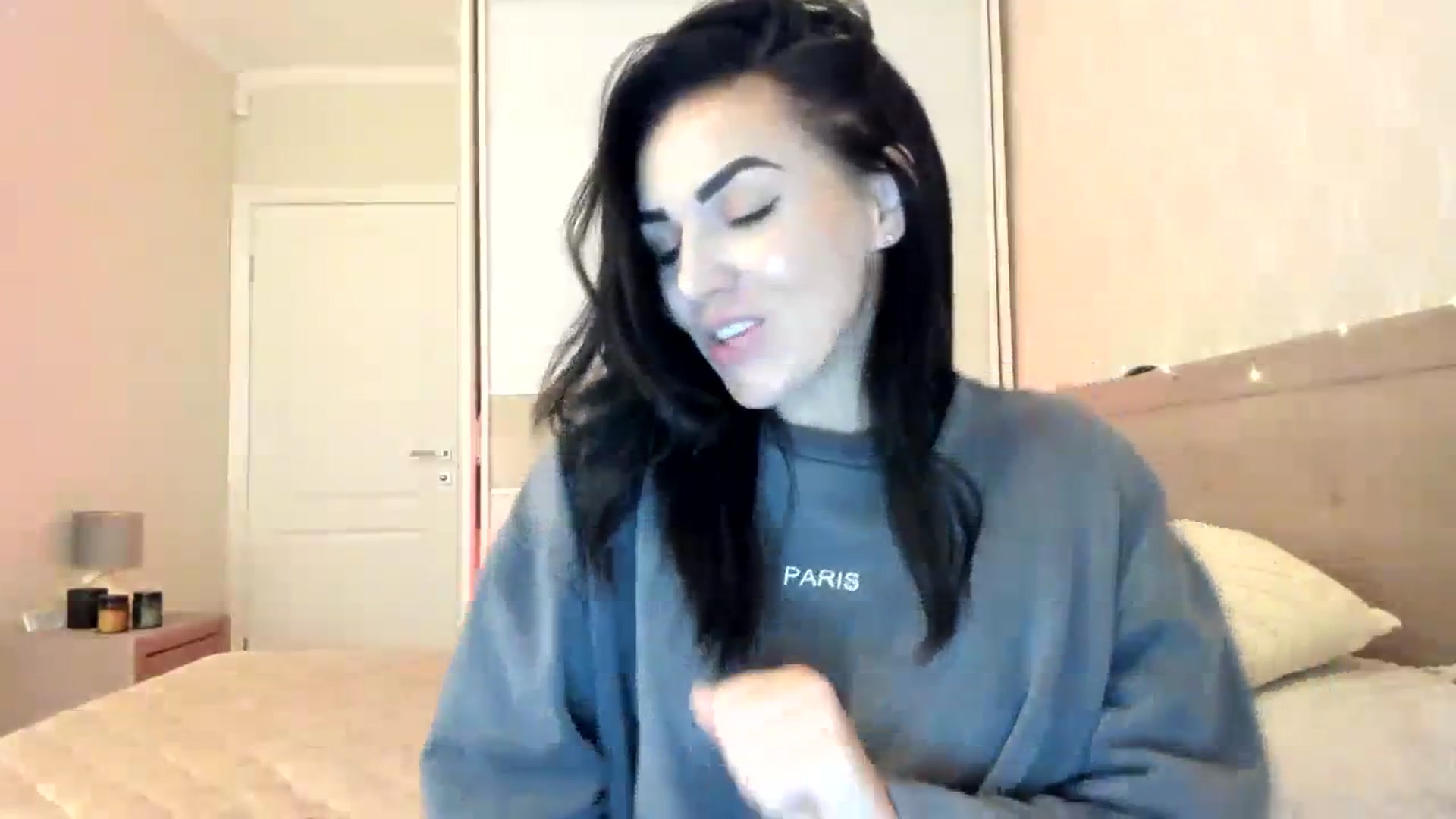 Gallery image thumbnail from MissNelly_'s myfreecams stream on, 11/08/2023, 17:53 image 17 of 20