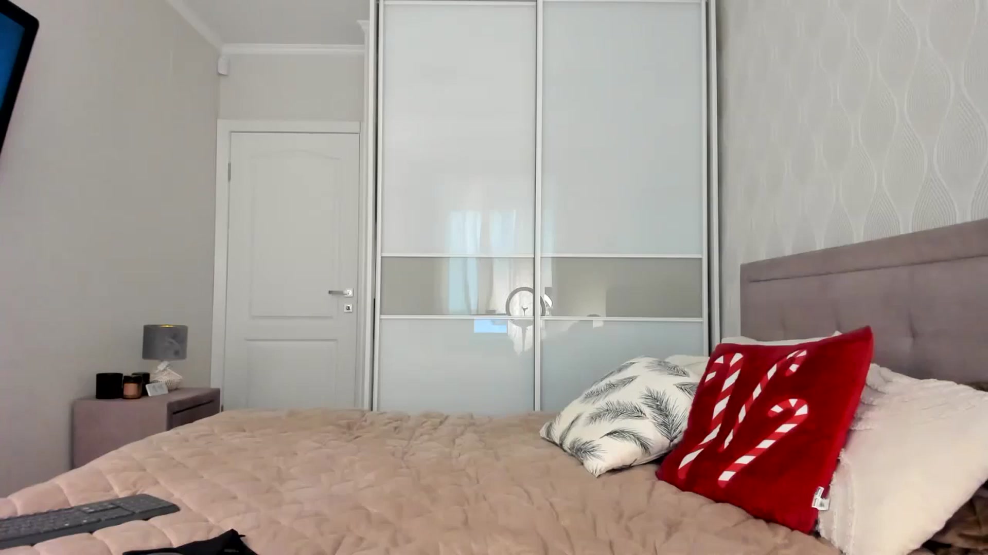 Gallery image thumbnail from MissNelly_'s myfreecams stream on, 11/12/2023, 15:13 image 14 of 20