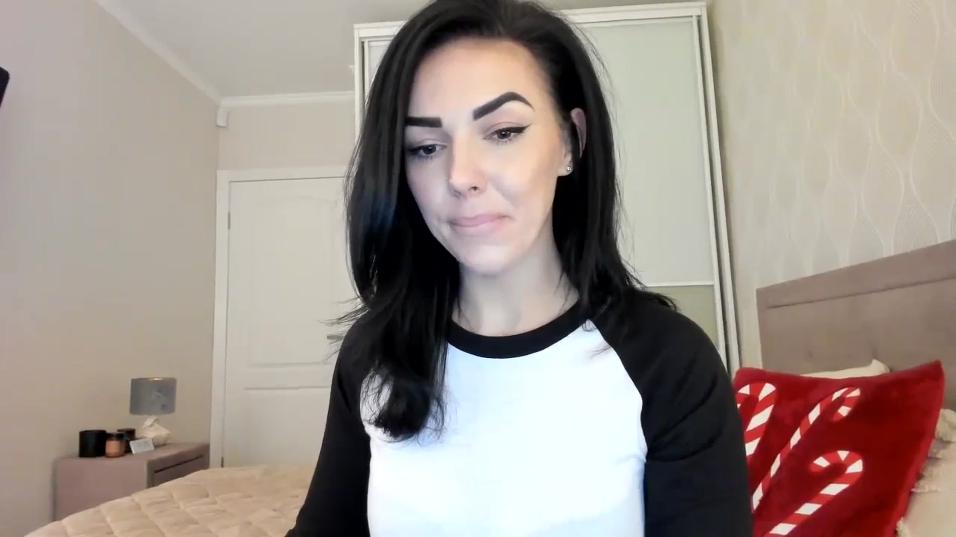 Gallery image thumbnail from MissNelly_'s myfreecams stream on, 11/12/2023, 15:13 image 8 of 20