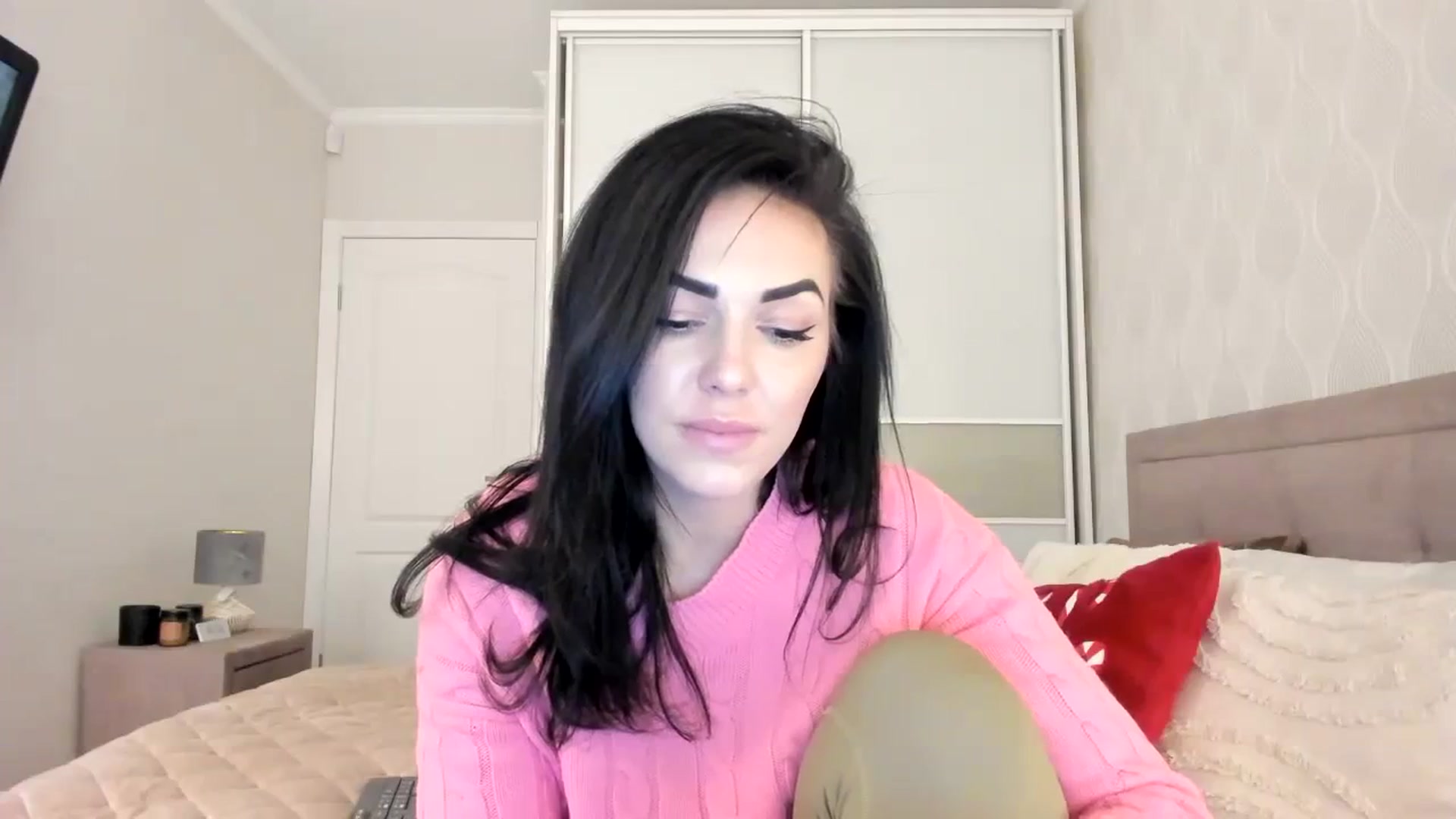 Gallery image thumbnail from MissNelly_'s myfreecams stream on, 11/12/2023, 15:13 image 20 of 20