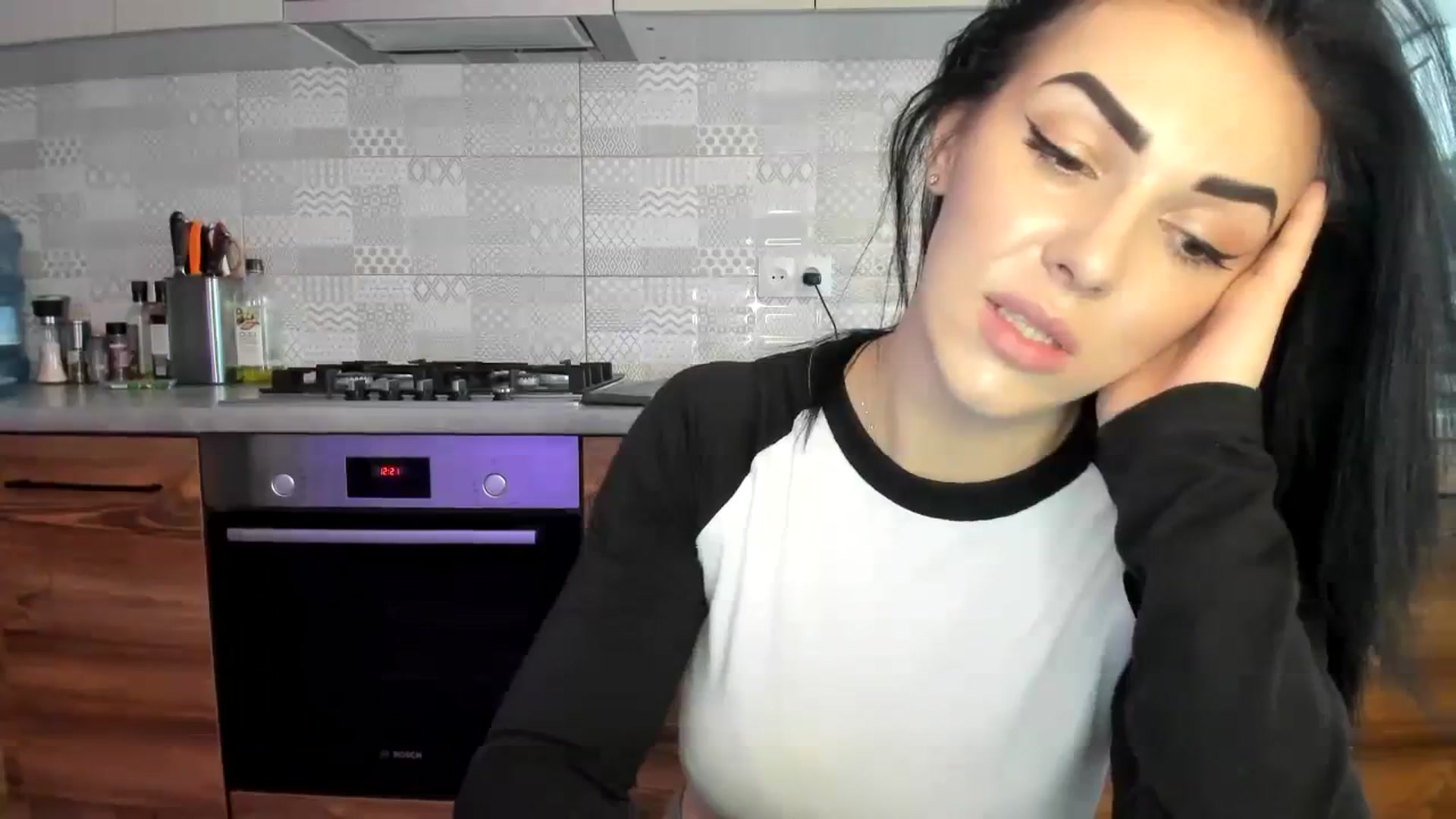 Gallery image thumbnail from MissNelly_'s myfreecams stream on, 11/16/2023, 11:33 image 8 of 20