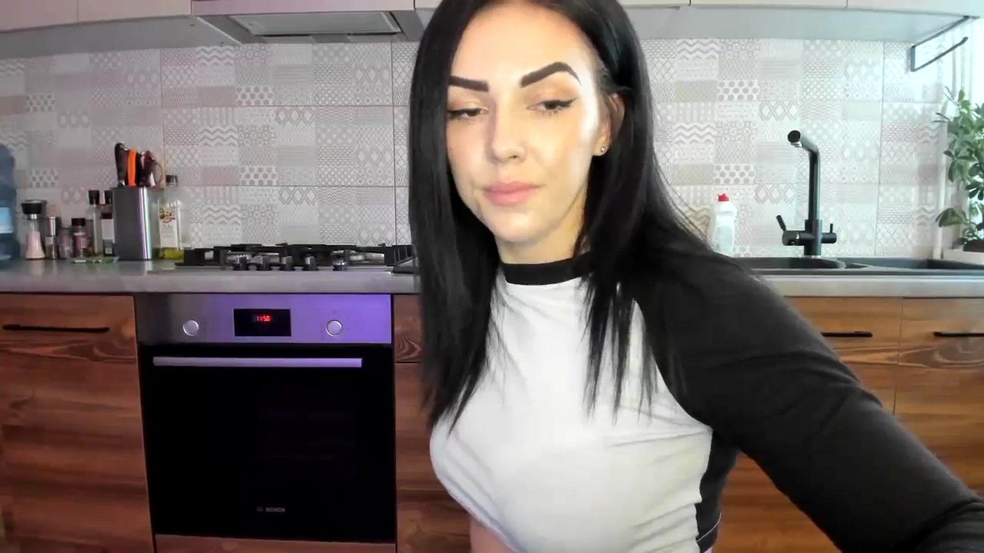 Gallery image thumbnail from MissNelly_'s myfreecams stream on, 11/16/2023, 11:33 image 2 of 20