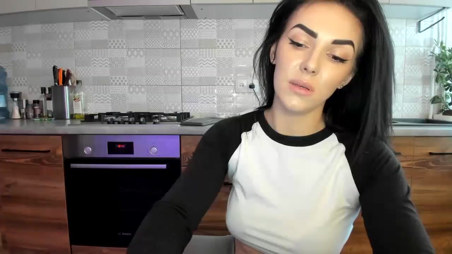 Gallery image thumbnail from MissNelly_'s myfreecams stream on, 11/16/2023, 11:33 image 6 of 20