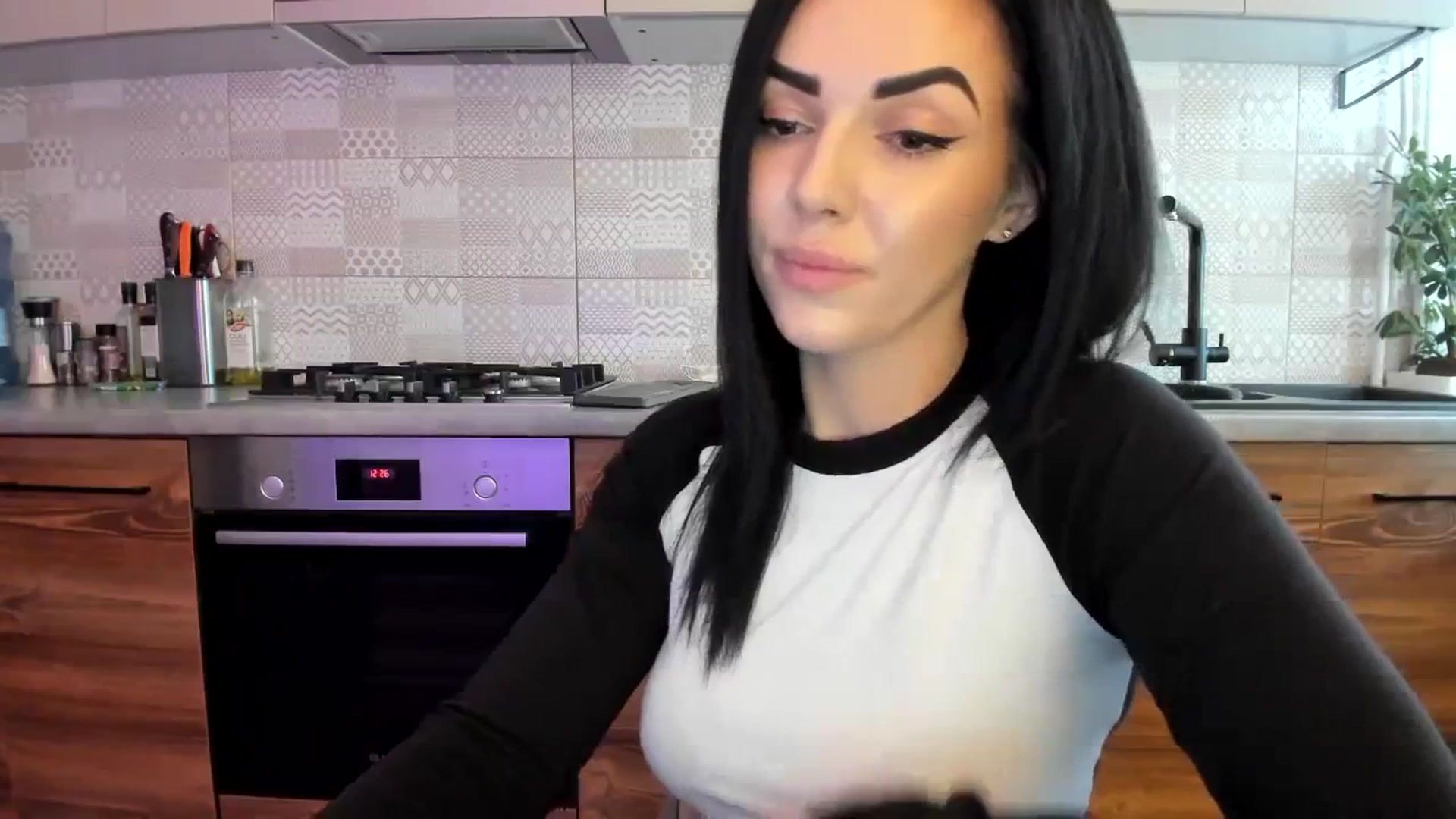 Gallery image thumbnail from MissNelly_'s myfreecams stream on, 11/16/2023, 11:33 image 9 of 20