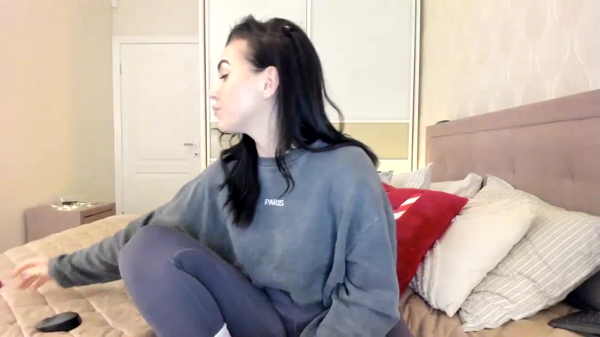 Gallery image thumbnail from MissNelly_'s myfreecams stream on, 11/23/2023, 14:50 image 10 of 20