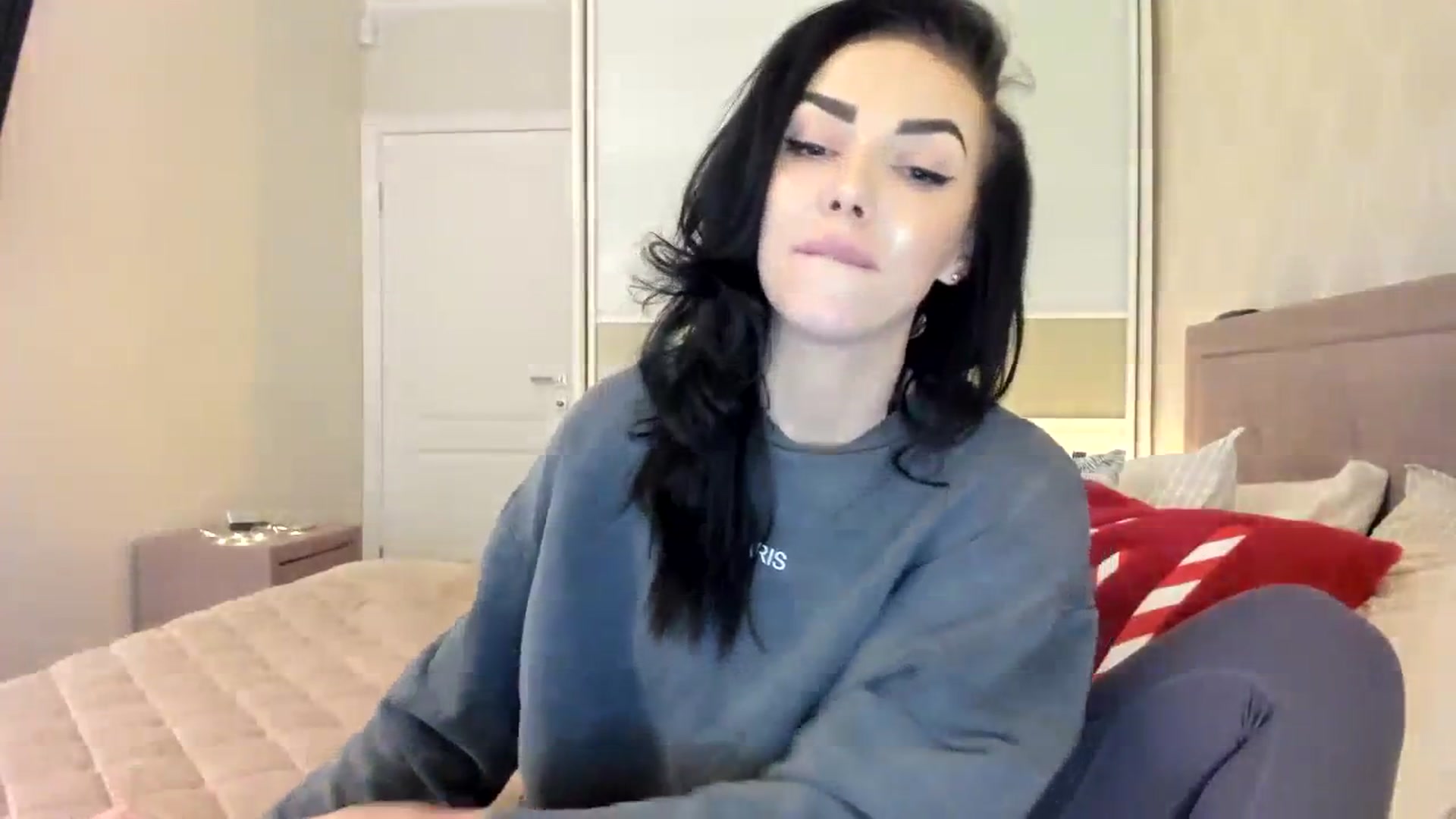 Gallery image thumbnail from MissNelly_'s myfreecams stream on, 11/23/2023, 14:50 image 7 of 20