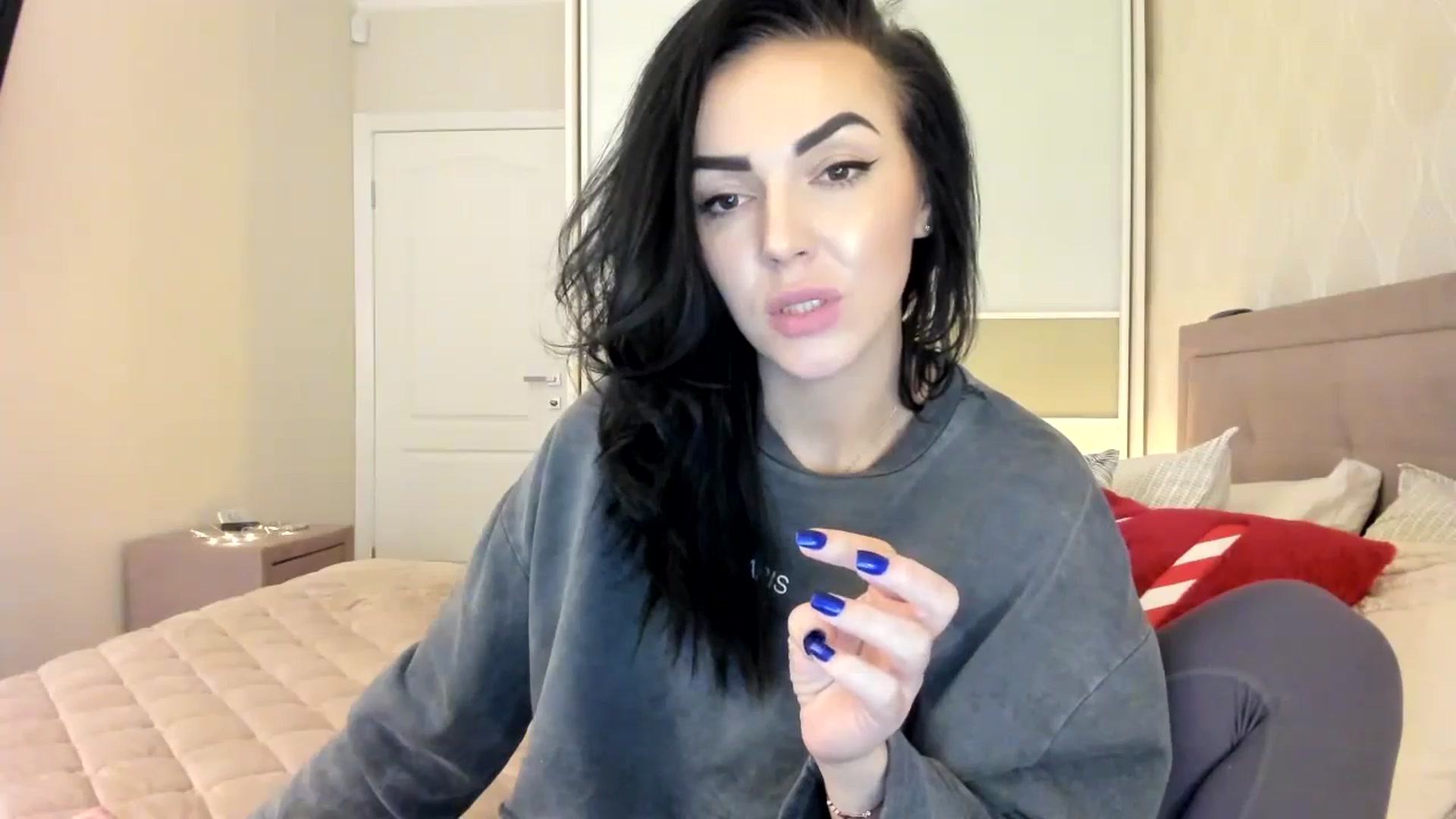 Gallery image thumbnail from MissNelly_'s myfreecams stream on, 11/23/2023, 14:50 image 3 of 20