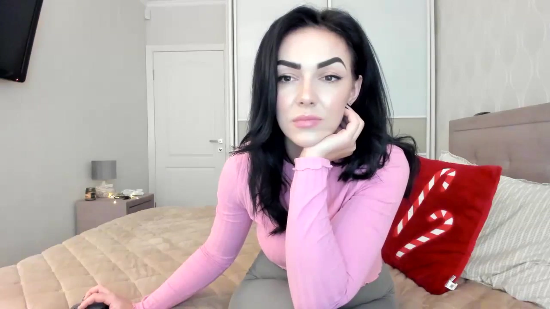 Gallery image thumbnail from MissNelly_'s myfreecams stream on, 11/26/2023, 12:43 image 19 of 20