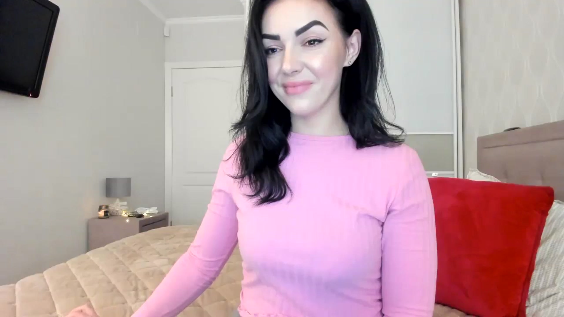 Gallery image thumbnail from MissNelly_'s myfreecams stream on, 11/26/2023, 12:43 image 16 of 20