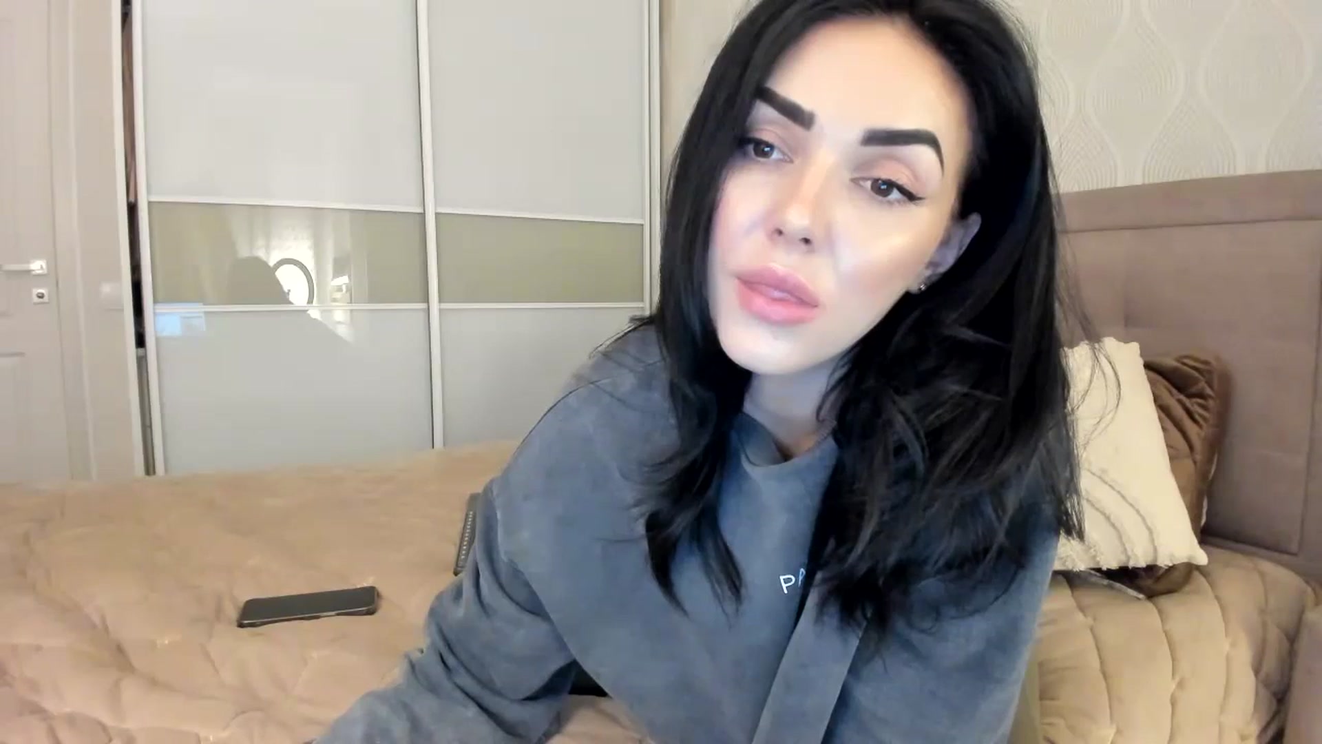 Gallery image thumbnail from MissNelly_'s myfreecams stream on, 11/29/2023, 17:00 image 10 of 20