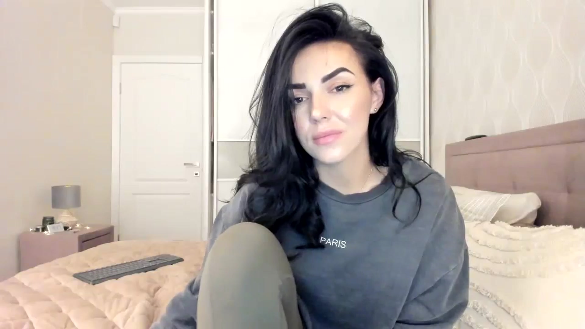 Gallery image thumbnail from MissNelly_'s myfreecams stream on, 11/29/2023, 17:00 image 17 of 20