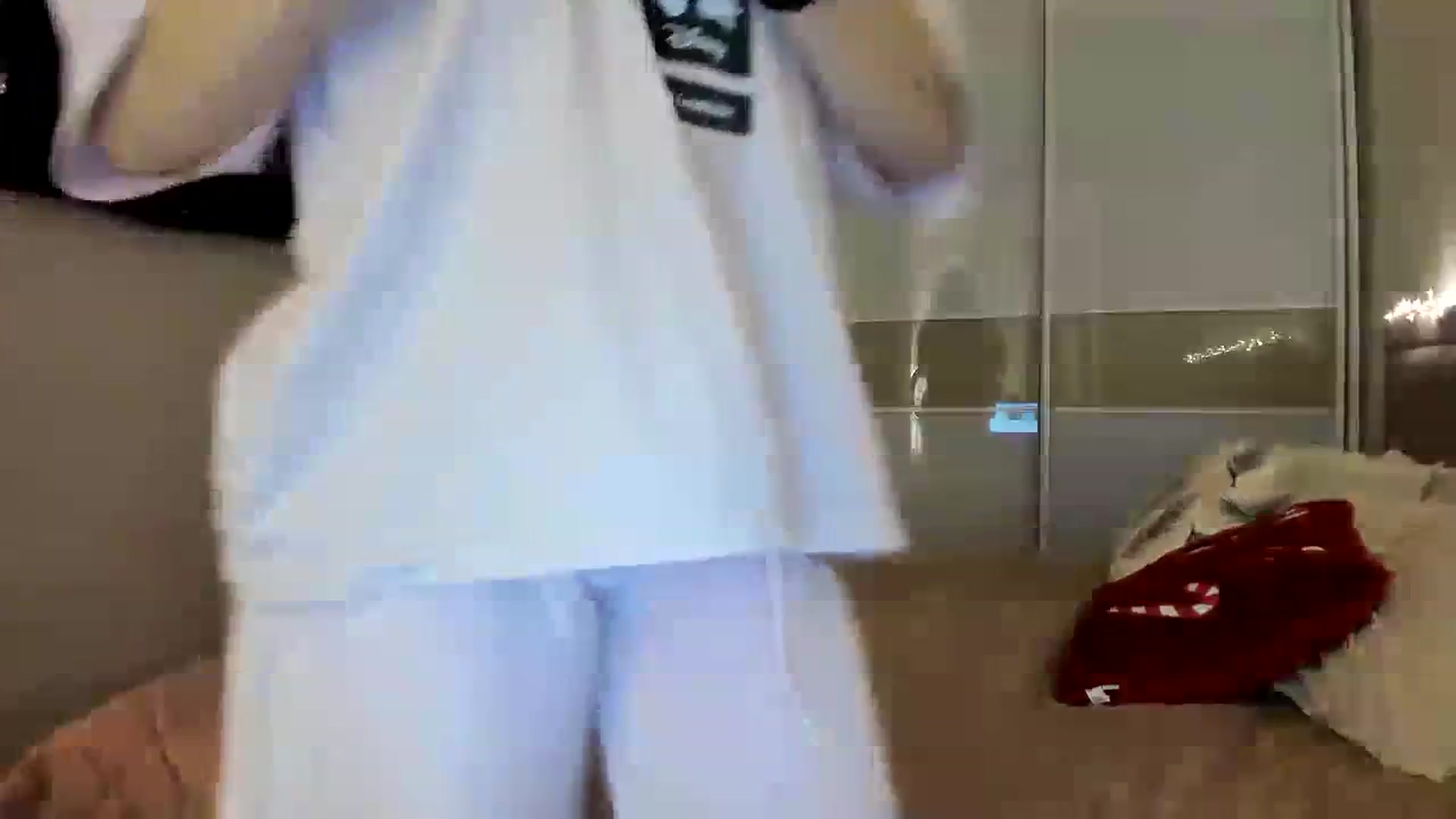 Gallery image thumbnail from MissNelly_'s myfreecams stream on, 12/08/2023, 15:46 image 20 of 20