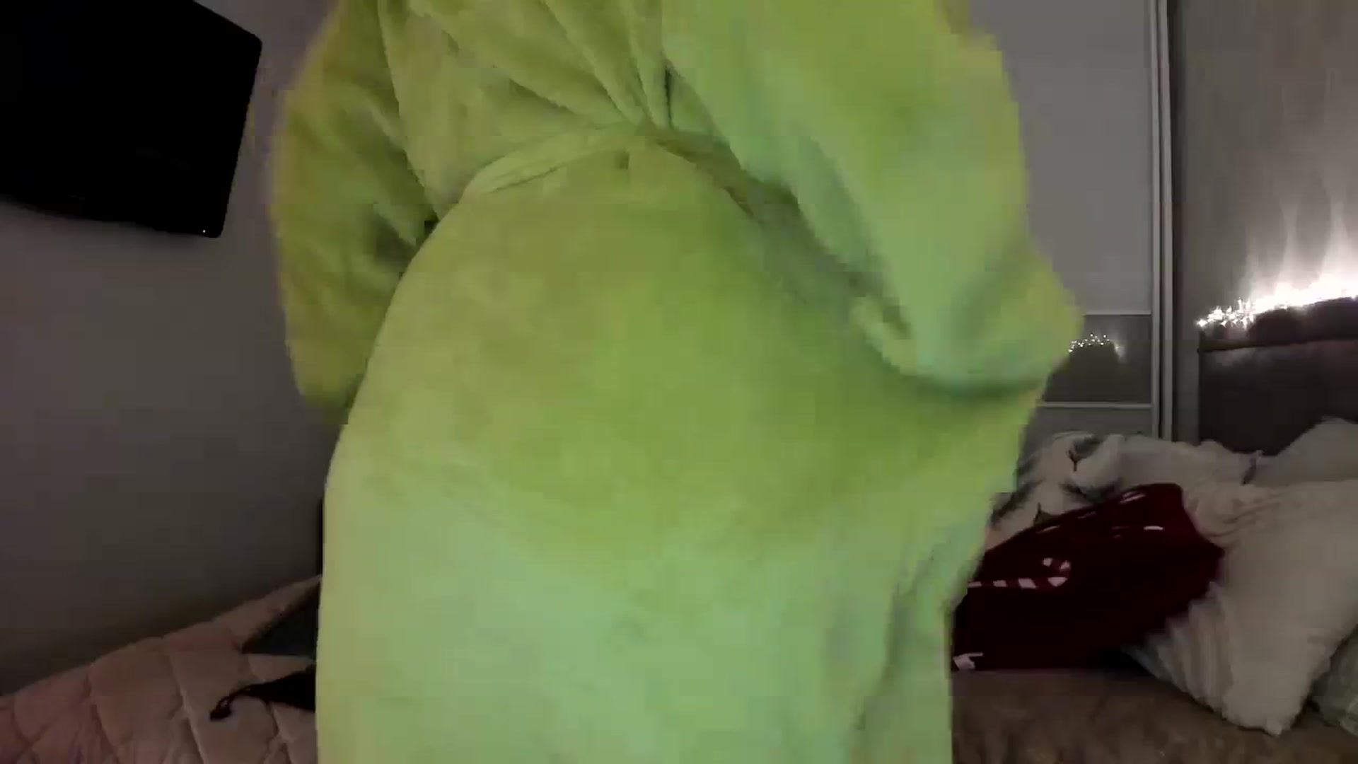 Gallery image thumbnail from MissNelly_'s myfreecams stream on, 12/08/2023, 16:44 image 19 of 20