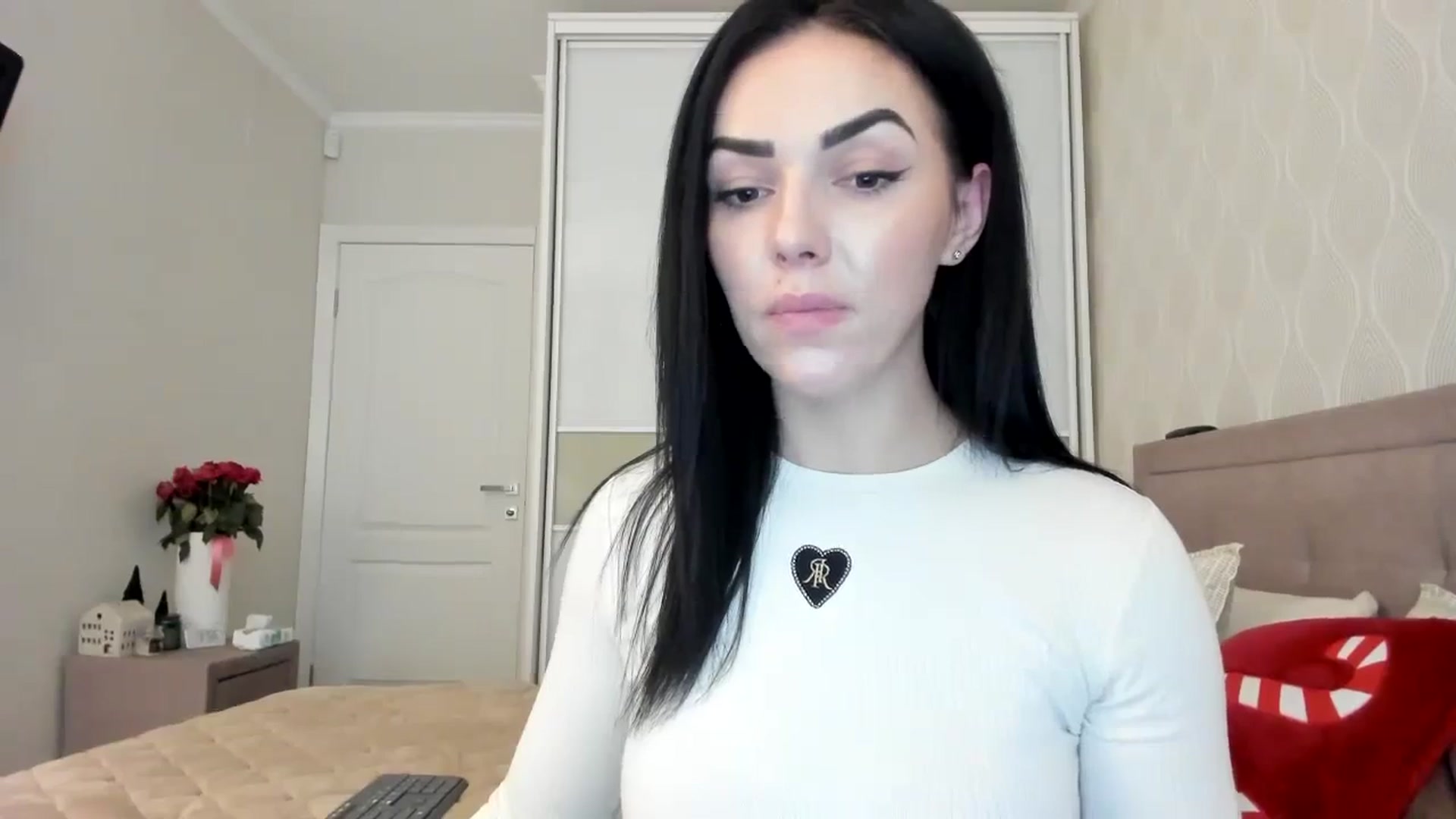 Gallery image thumbnail from MissNelly_'s myfreecams stream on, 12/10/2023, 12:31 image 9 of 20