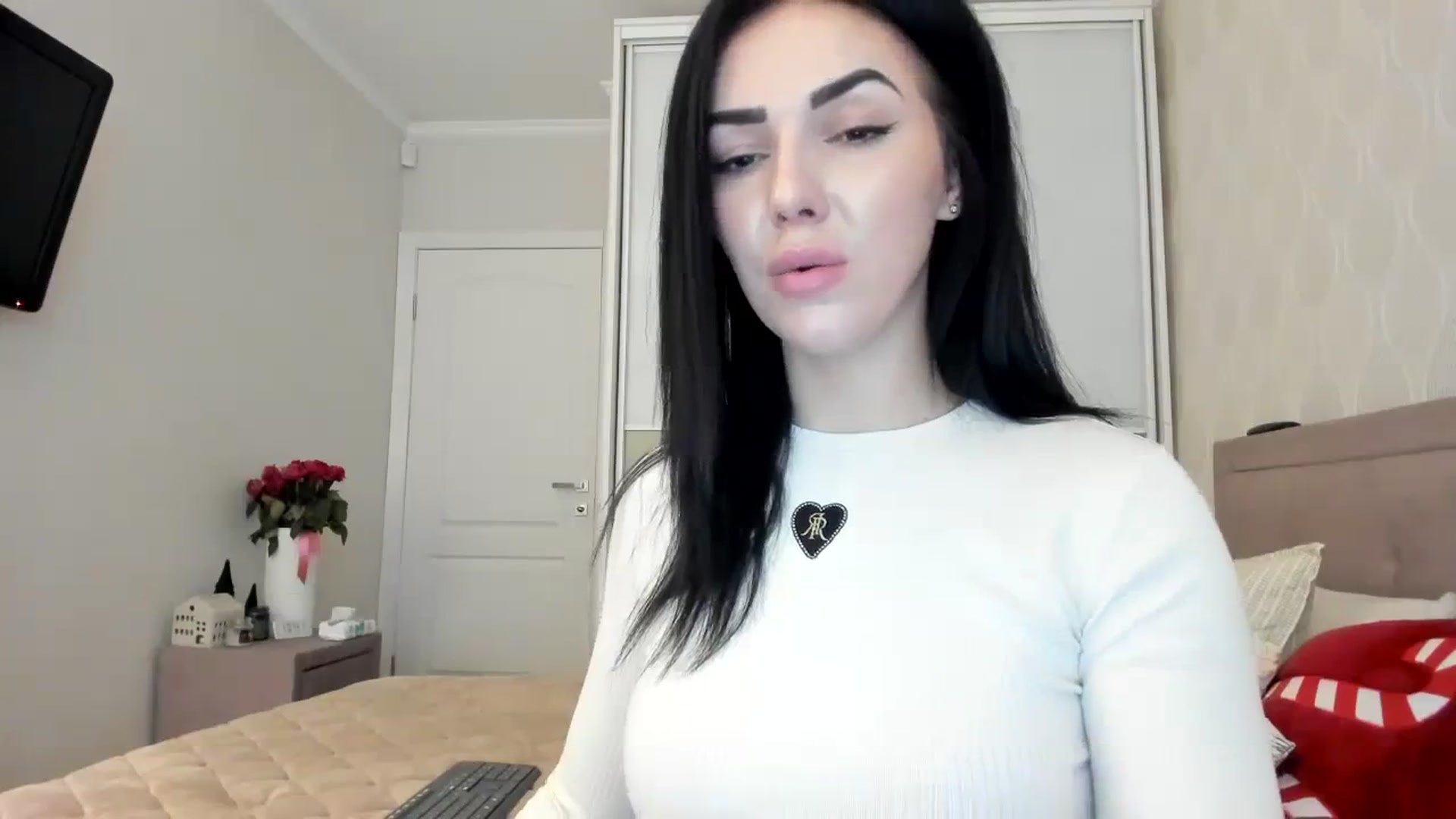 Gallery image thumbnail from MissNelly_'s myfreecams stream on, 12/10/2023, 12:31 image 3 of 20