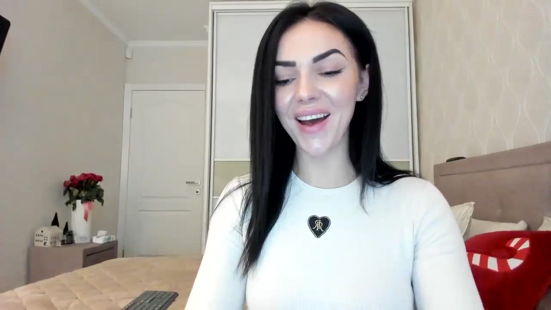 Gallery image thumbnail from MissNelly_'s myfreecams stream on, 12/10/2023, 12:31 image 10 of 20
