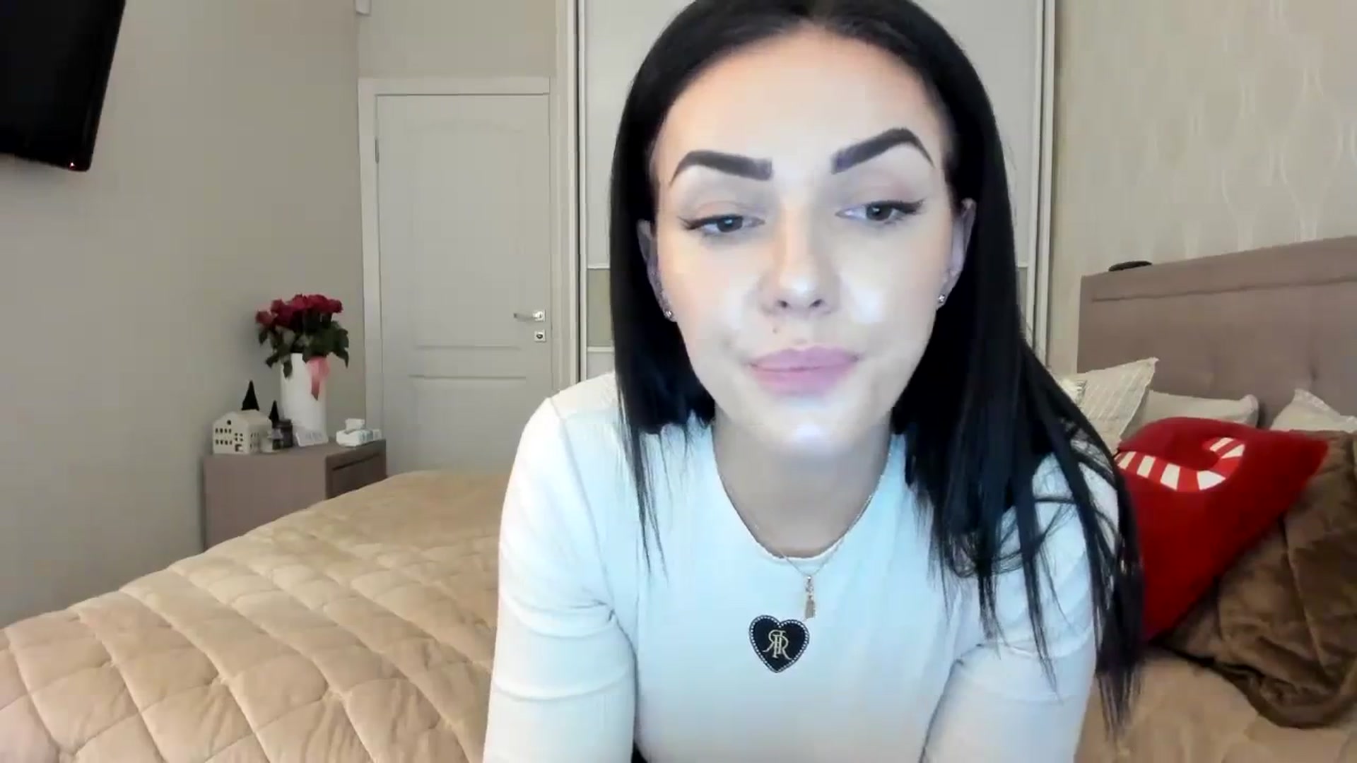 Gallery image thumbnail from MissNelly_'s myfreecams stream on, 12/10/2023, 13:18 image 15 of 20
