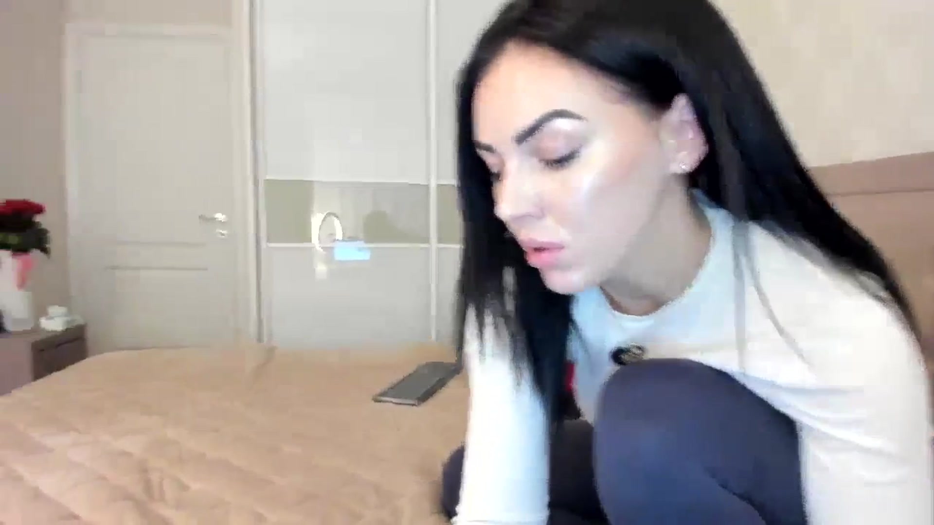 Gallery image thumbnail from MissNelly_'s myfreecams stream on, 12/10/2023, 13:35 image 7 of 20