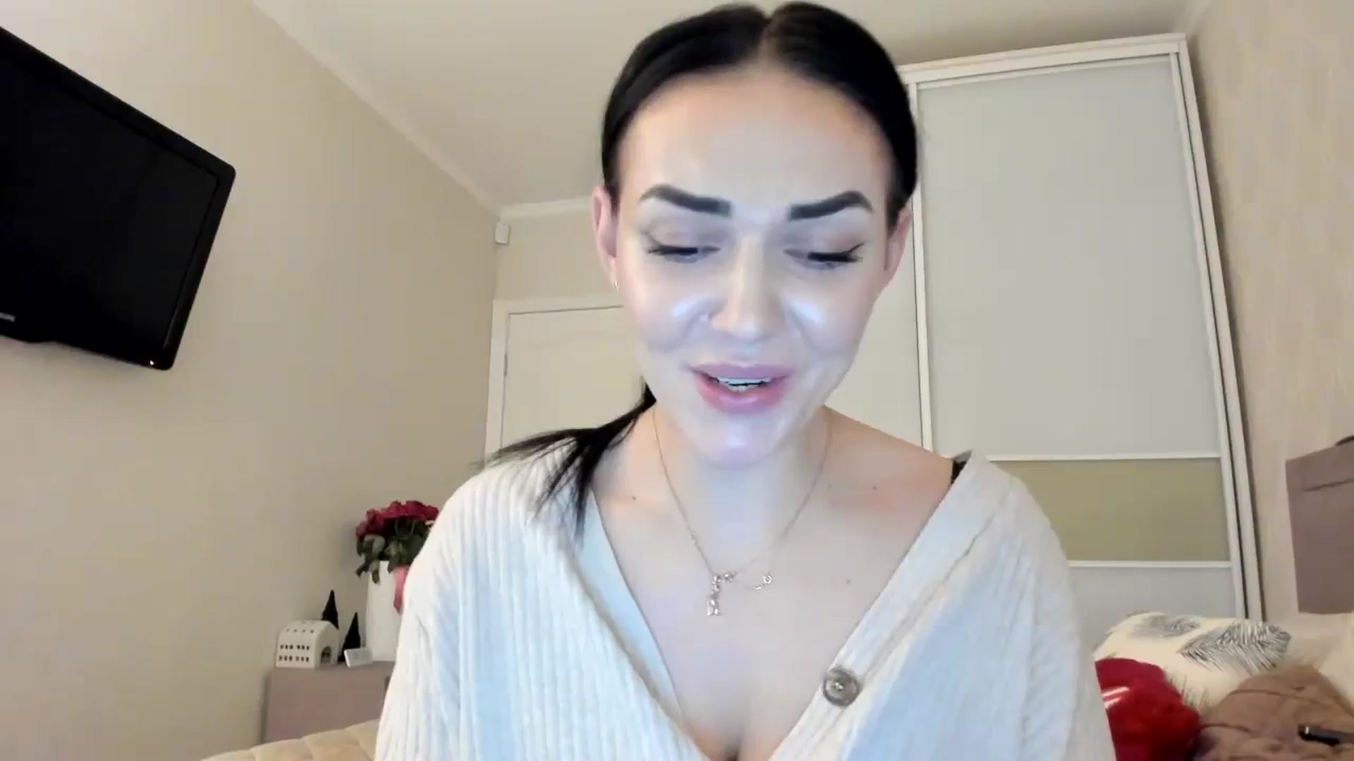 Gallery image thumbnail from MissNelly_'s myfreecams stream on, 12/11/2023, 17:24 image 1 of 20