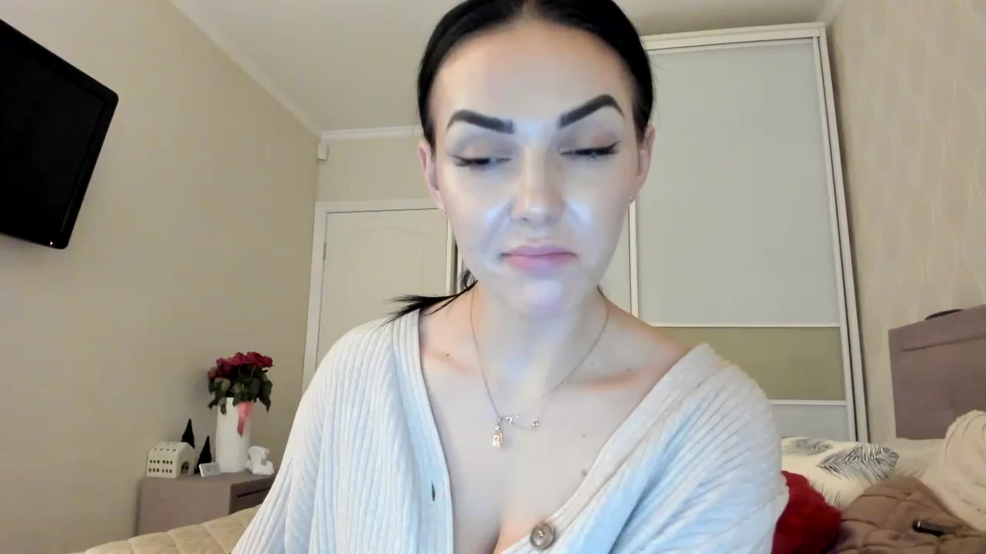 Gallery image thumbnail from MissNelly_'s myfreecams stream on, 12/11/2023, 17:24 image 4 of 20