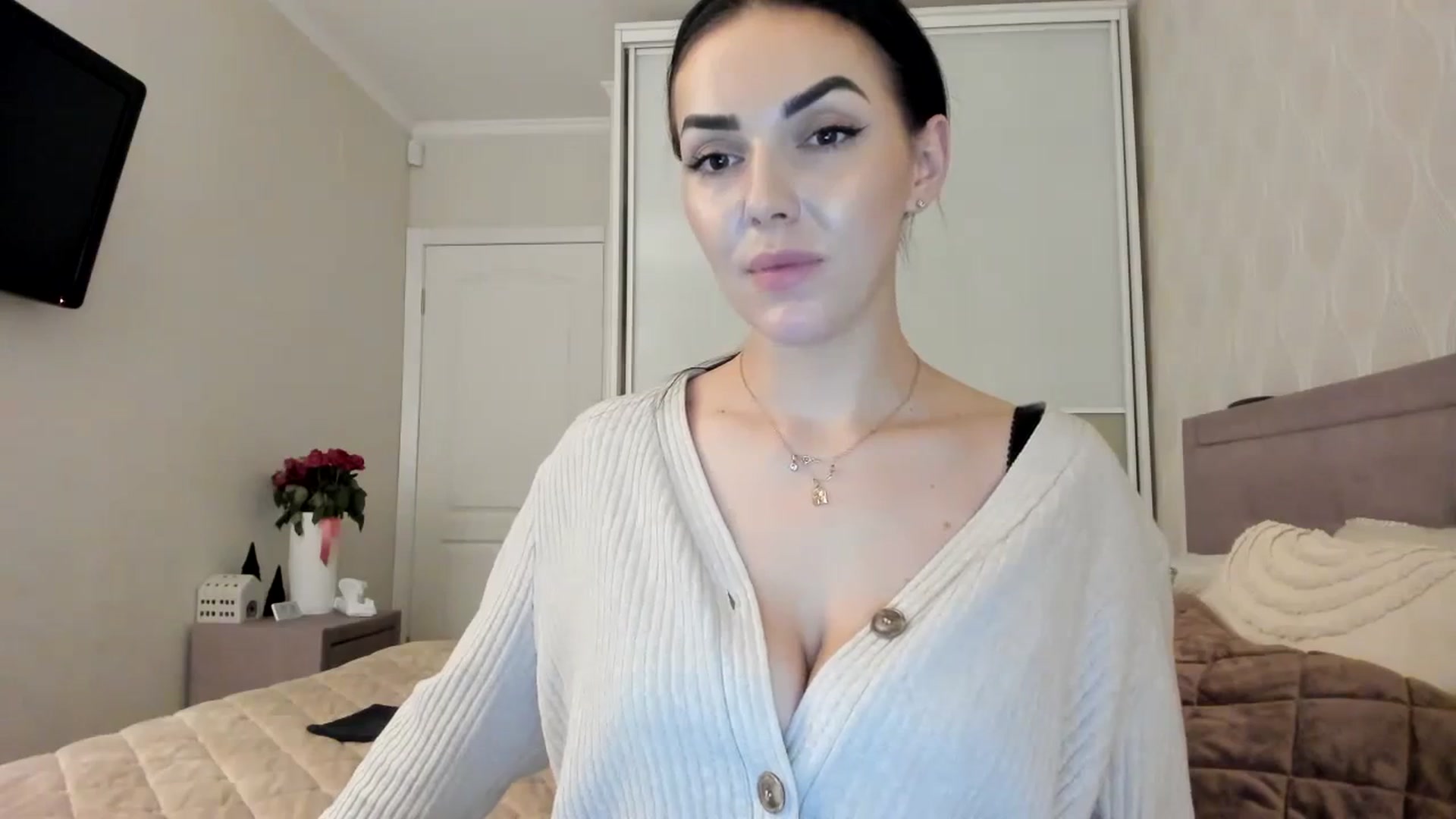 Gallery image thumbnail from MissNelly_'s myfreecams stream on, 12/11/2023, 17:24 image 20 of 20