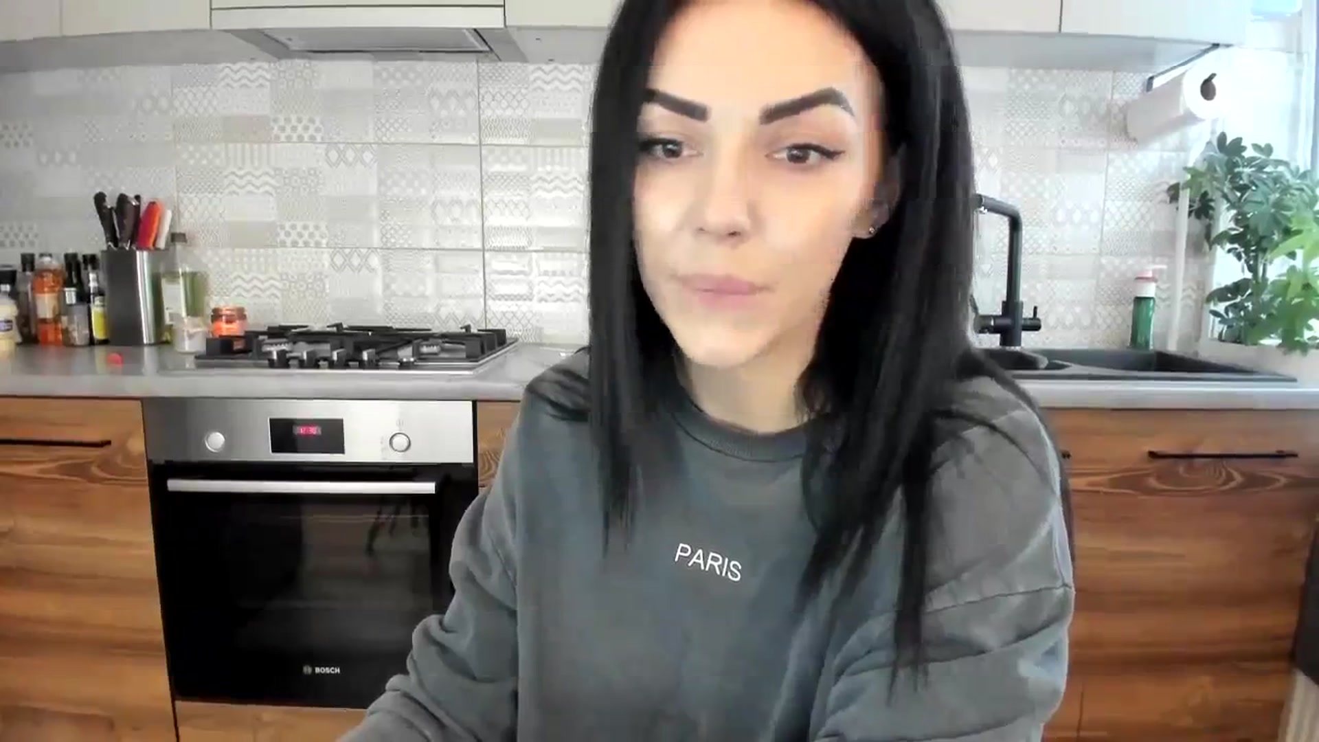 Gallery image thumbnail from MissNelly_'s myfreecams stream on, 12/12/2023, 10:54 image 3 of 20