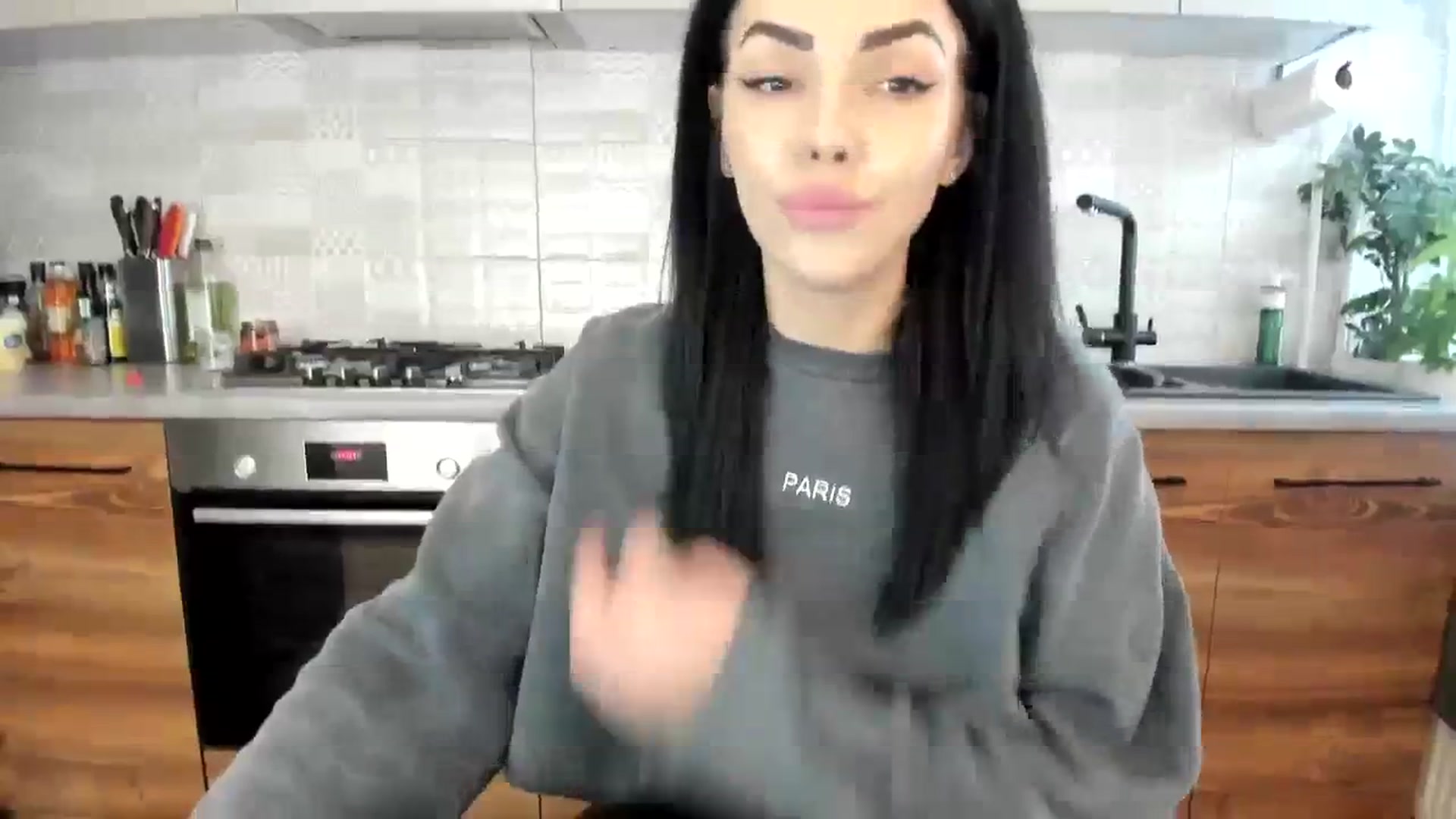 Gallery image thumbnail from MissNelly_'s myfreecams stream on, 12/12/2023, 12:23 image 17 of 20