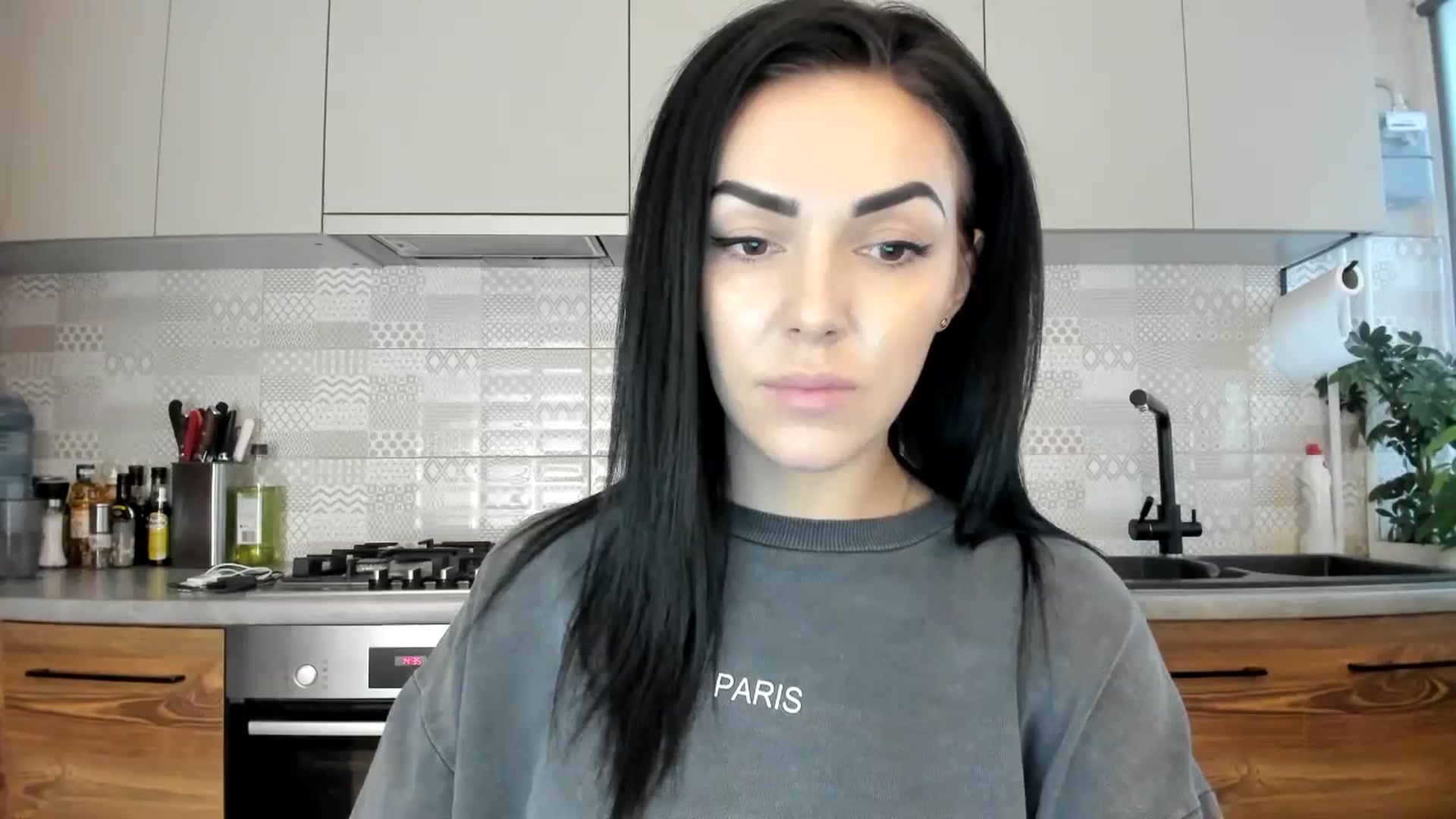 Gallery image thumbnail from MissNelly_'s myfreecams stream on, 12/13/2023, 12:45 image 9 of 20