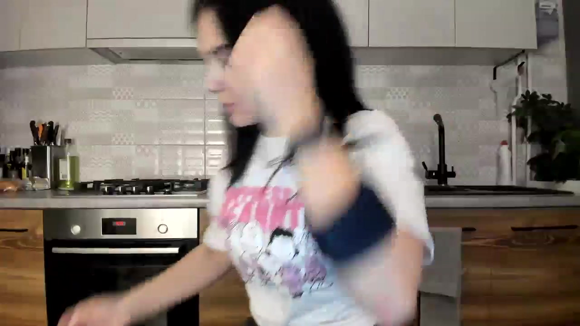 Gallery image thumbnail from MissNelly_'s myfreecams stream on, 12/13/2023, 17:24 image 8 of 20