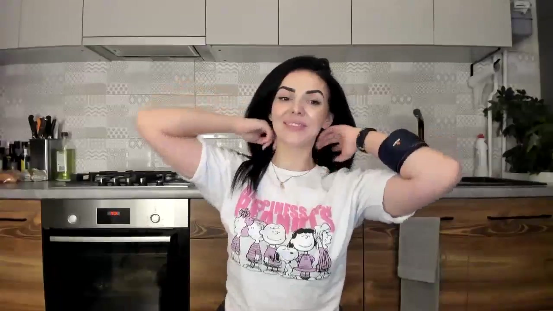 Gallery image thumbnail from MissNelly_'s myfreecams stream on, 12/13/2023, 17:24 image 9 of 20