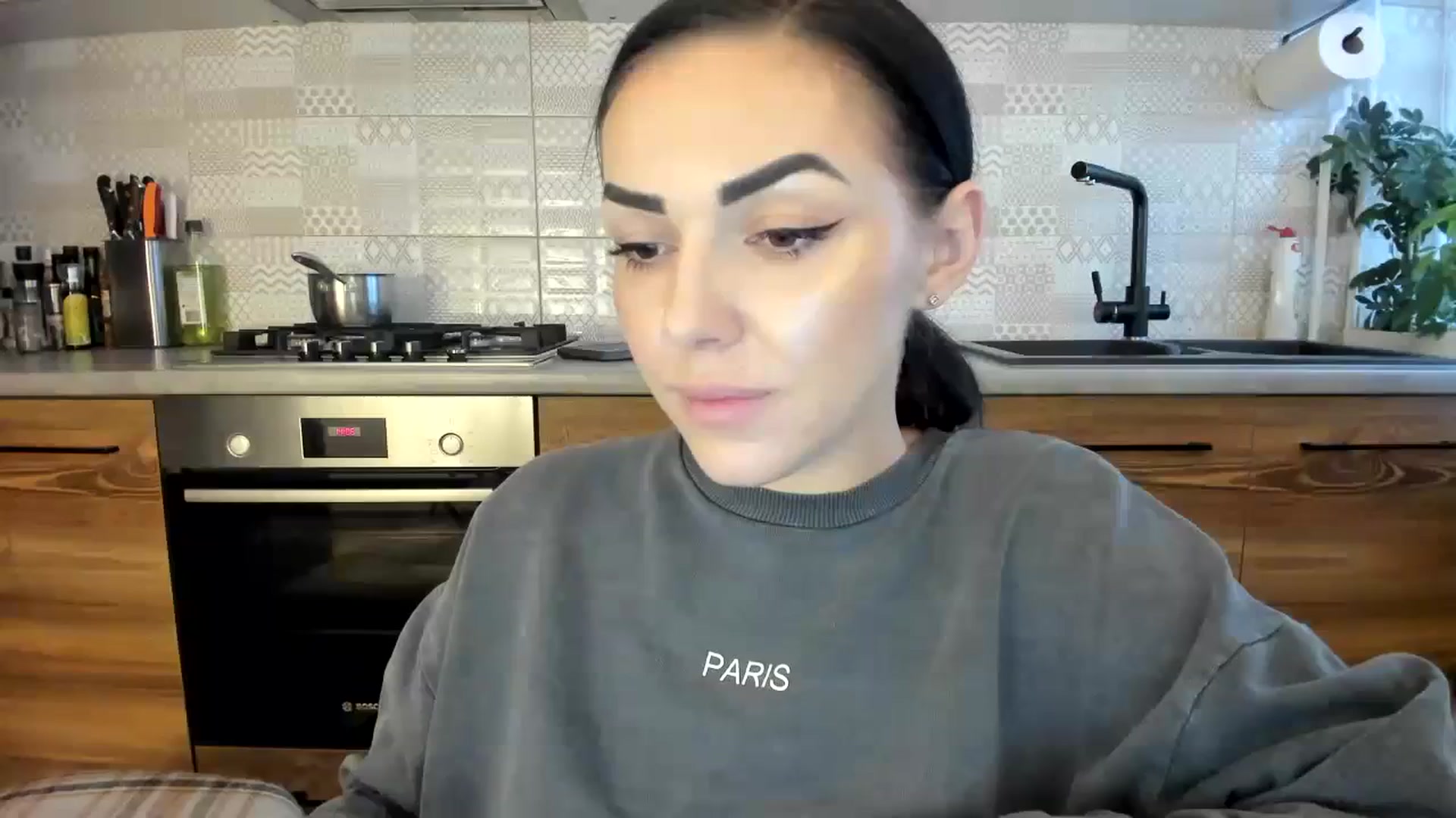 Gallery image thumbnail from MissNelly_'s myfreecams stream on, 12/14/2023, 12:37 image 1 of 20