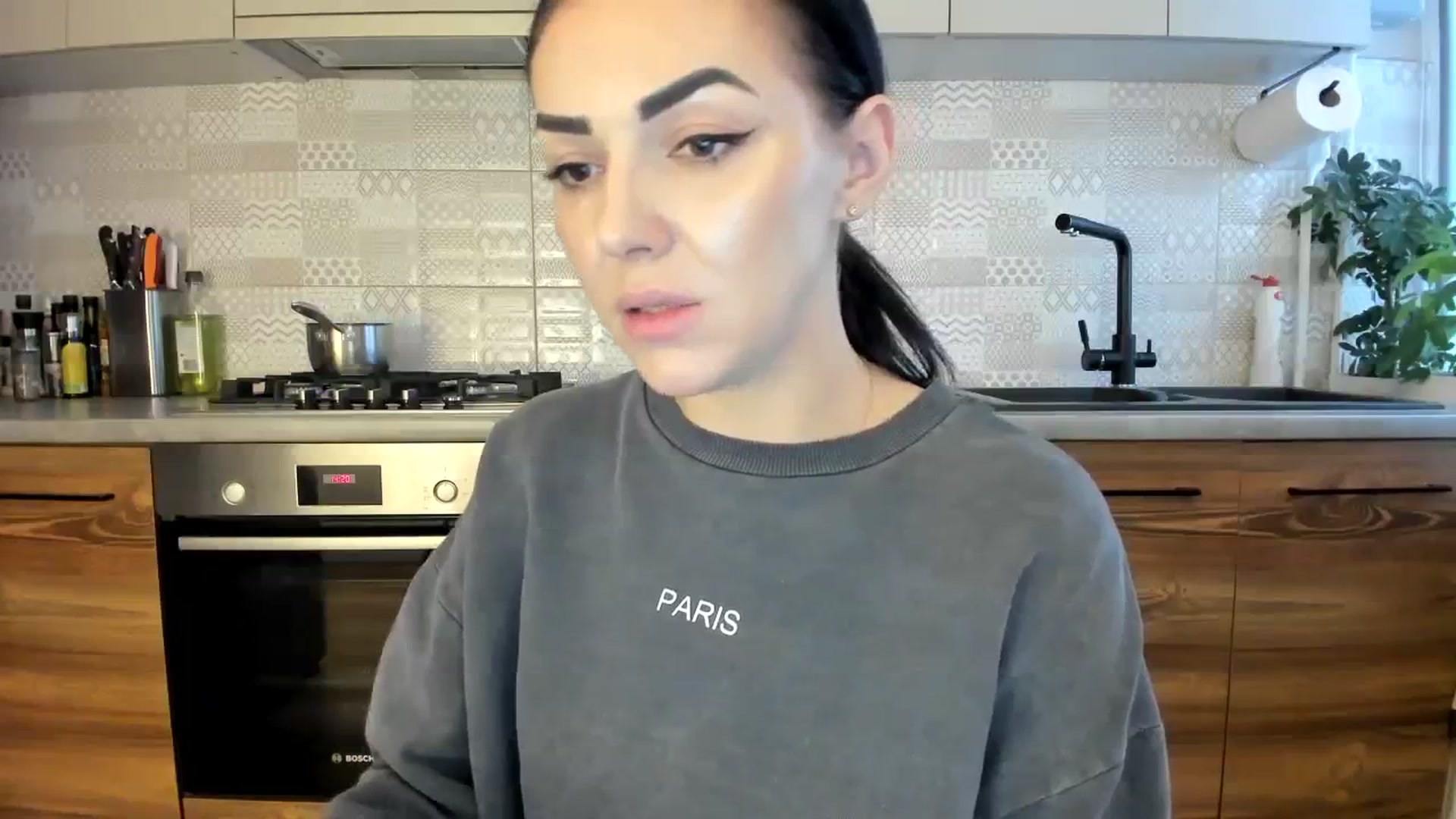 Gallery image thumbnail from MissNelly_'s myfreecams stream on, 12/14/2023, 12:37 image 11 of 20