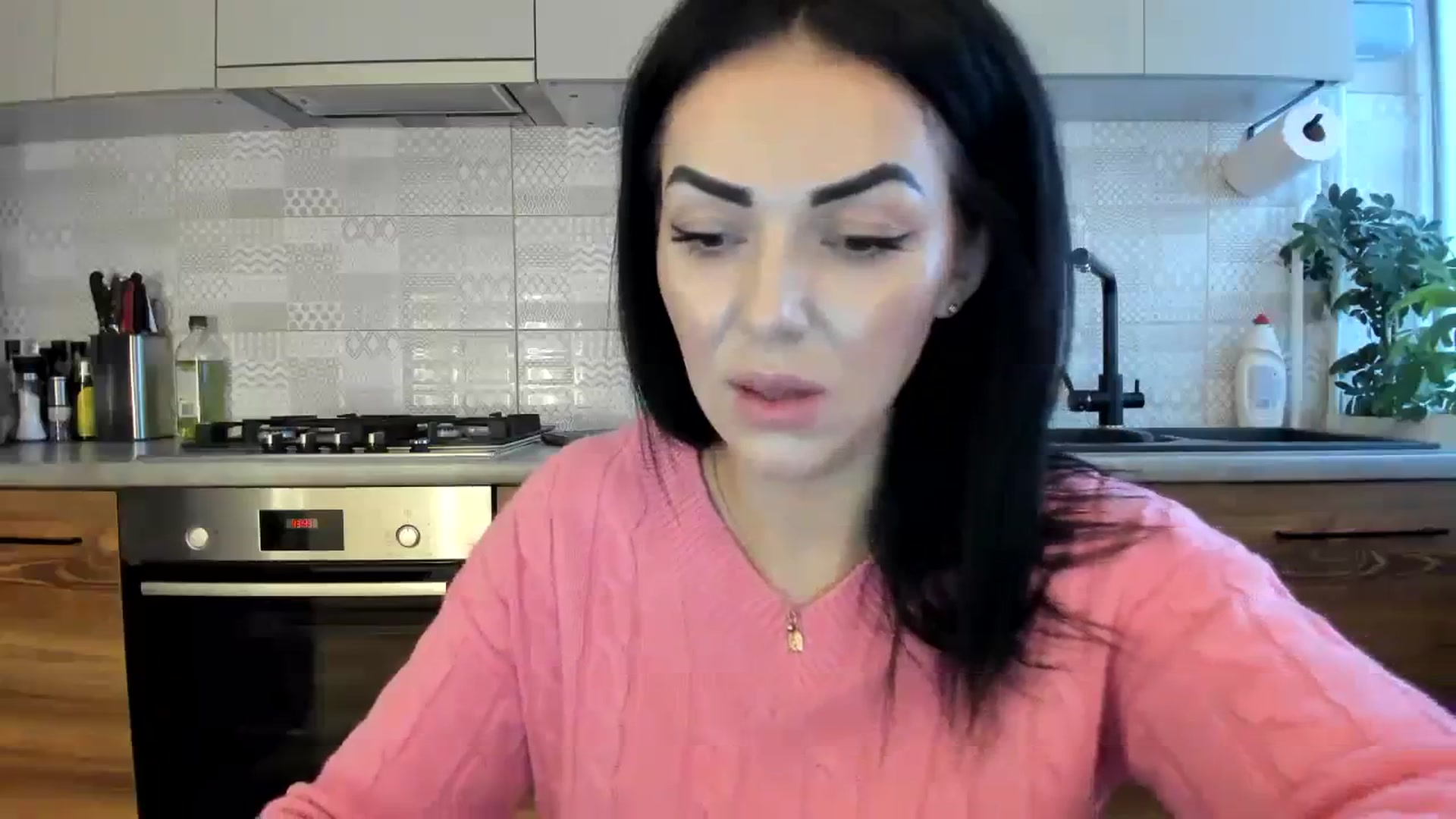 Gallery image thumbnail from MissNelly_'s myfreecams stream on, 12/15/2023, 13:30 image 5 of 20