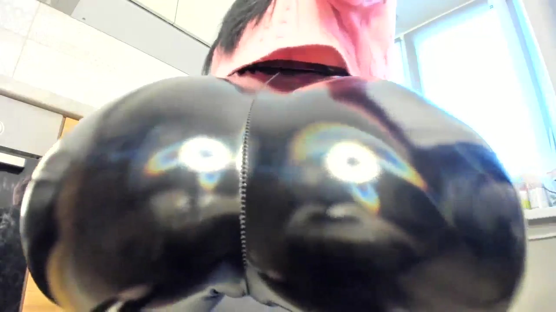 Gallery image thumbnail from MissNelly_'s myfreecams stream on, 12/15/2023, 13:30 image 9 of 20