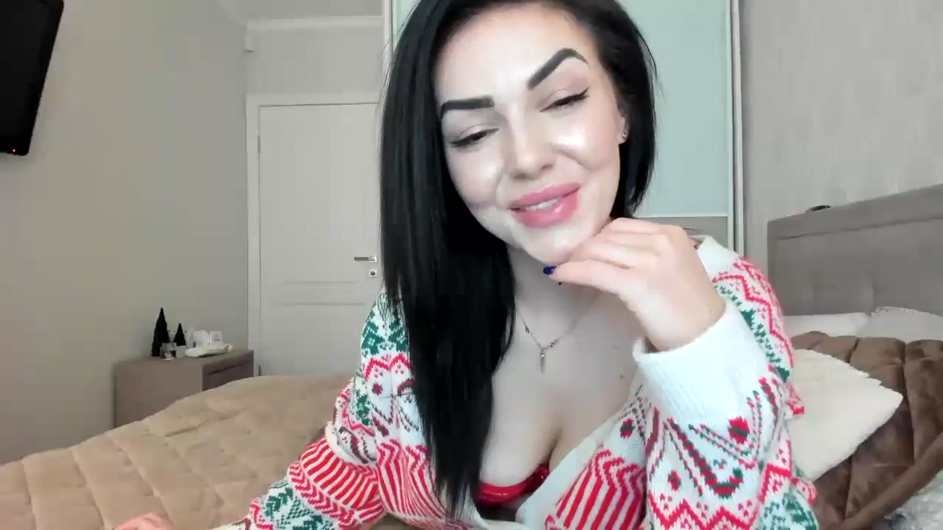 Gallery image thumbnail from MissNelly_'s myfreecams stream on, 12/19/2023, 11:49 image 7 of 20