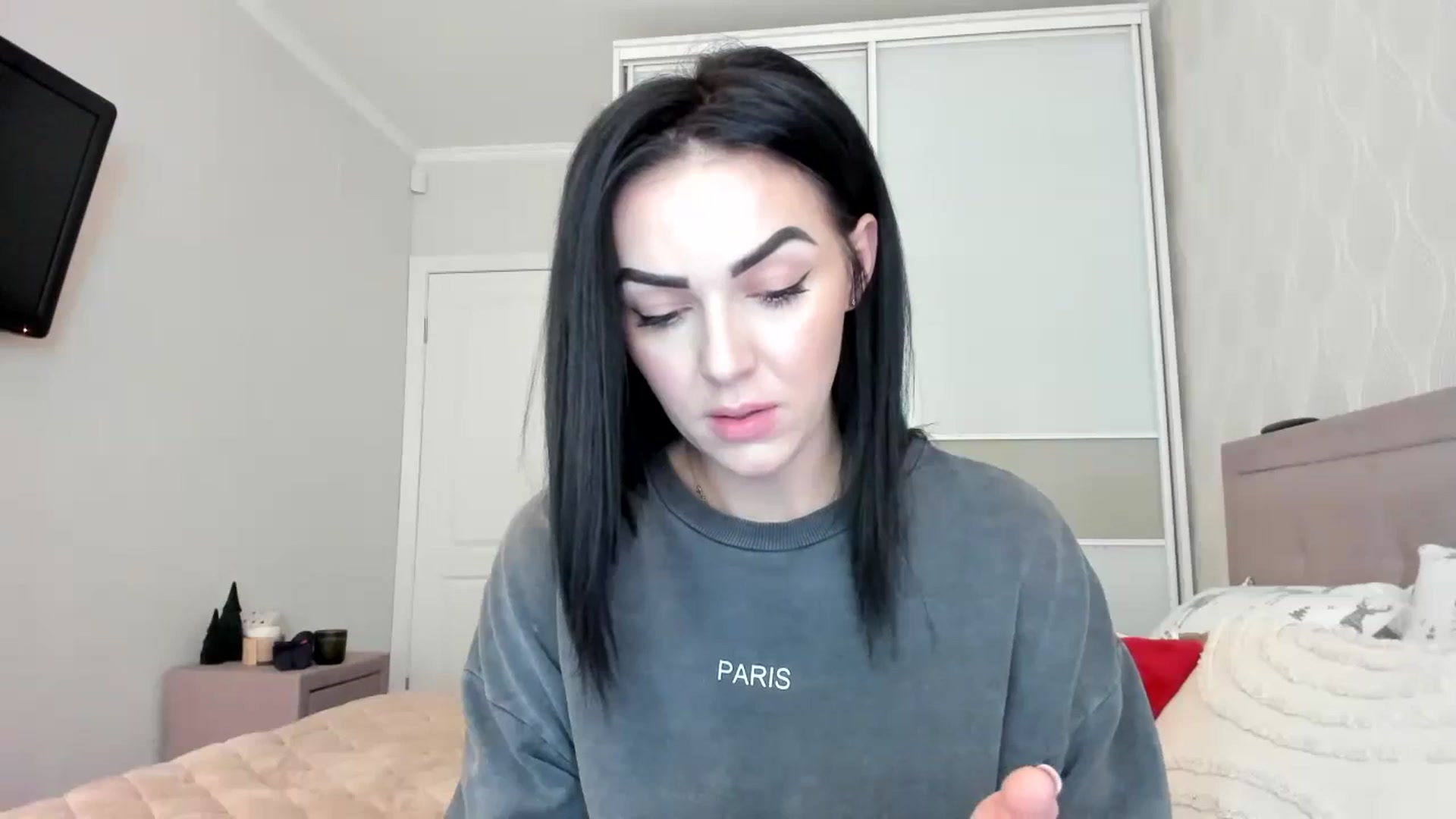 Gallery image thumbnail from MissNelly_'s myfreecams stream on, 12/28/2023, 12:53 image 7 of 20
