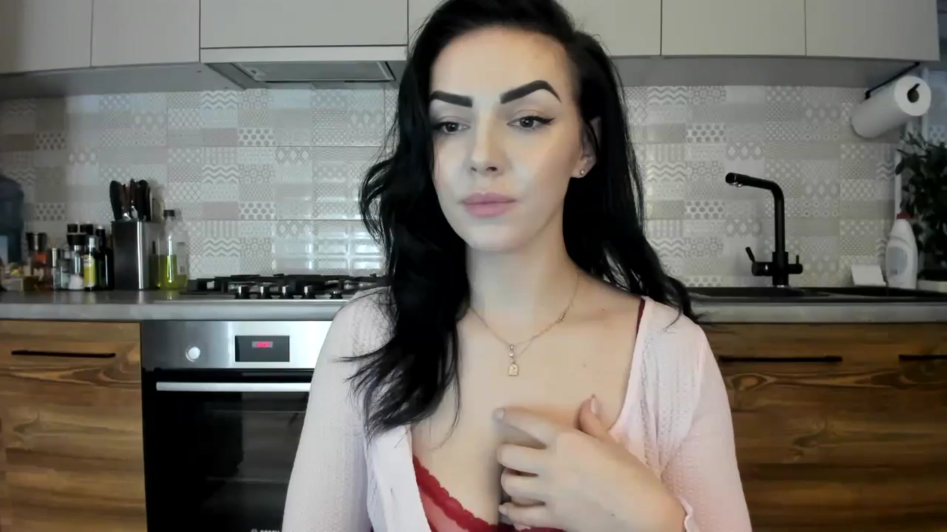 Gallery image thumbnail from MissNelly_'s myfreecams stream on, 12/30/2023, 14:22 image 18 of 20