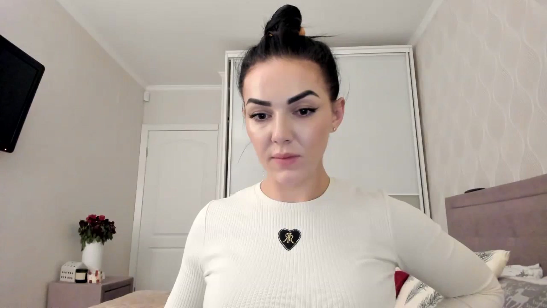 Gallery image thumbnail from MissNelly_'s myfreecams stream on, 01/07/2024, 19:10 image 18 of 20