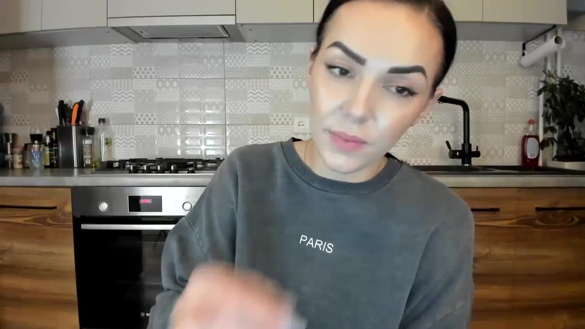 Gallery image thumbnail from MissNelly_'s myfreecams stream on, 01/08/2024, 17:42 image 1 of 20