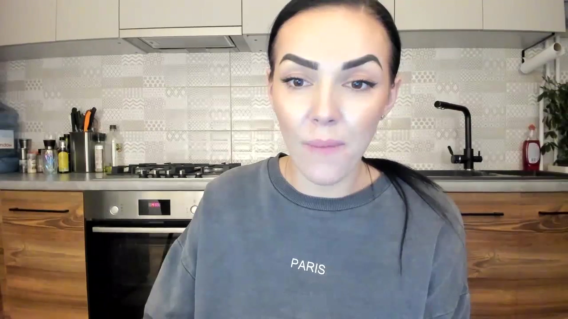 Gallery image thumbnail from MissNelly_'s myfreecams stream on, 01/08/2024, 17:42 image 17 of 20