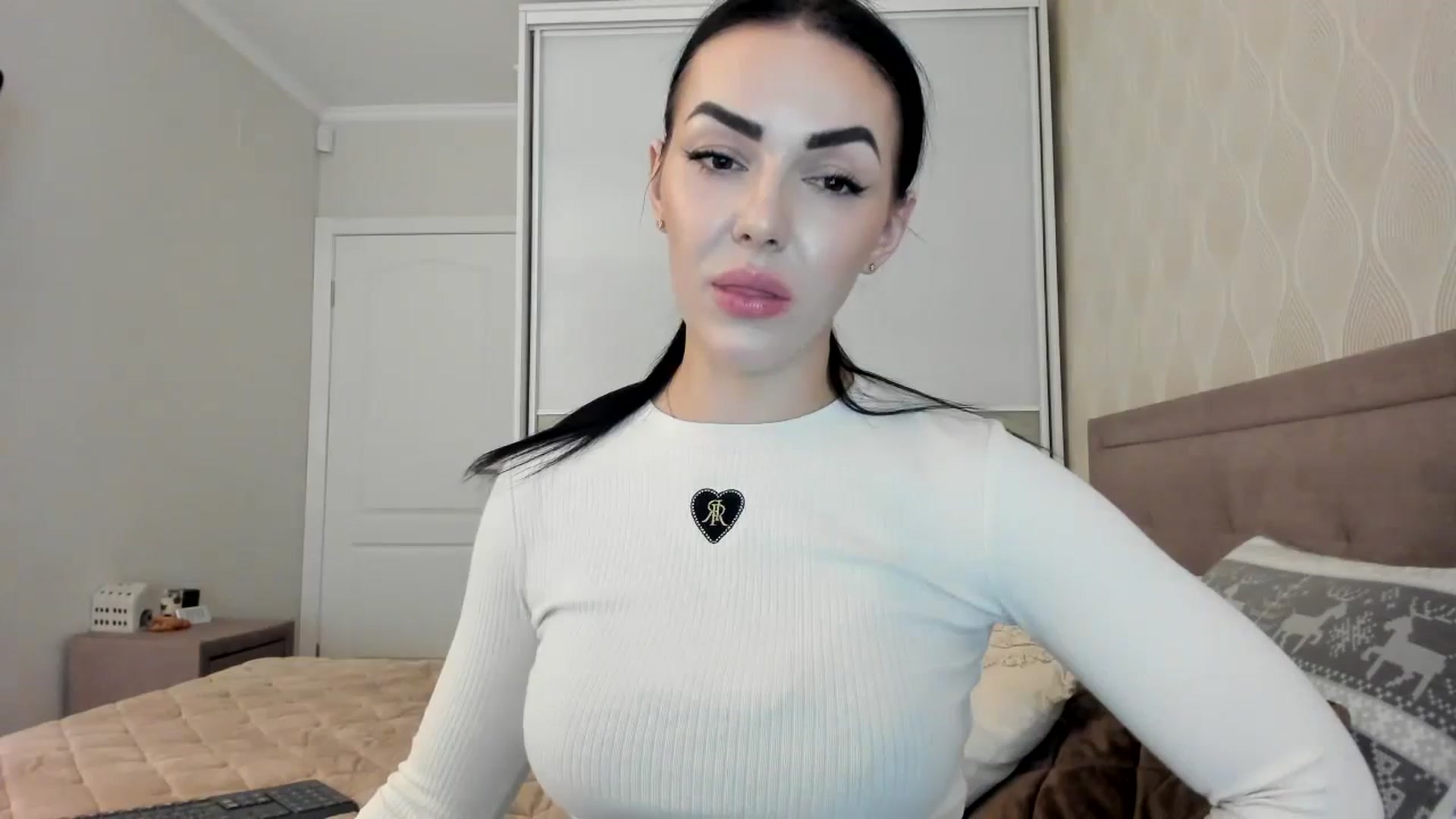 Gallery image thumbnail from MissNelly_'s myfreecams stream on, 01/11/2024, 17:47 image 8 of 20