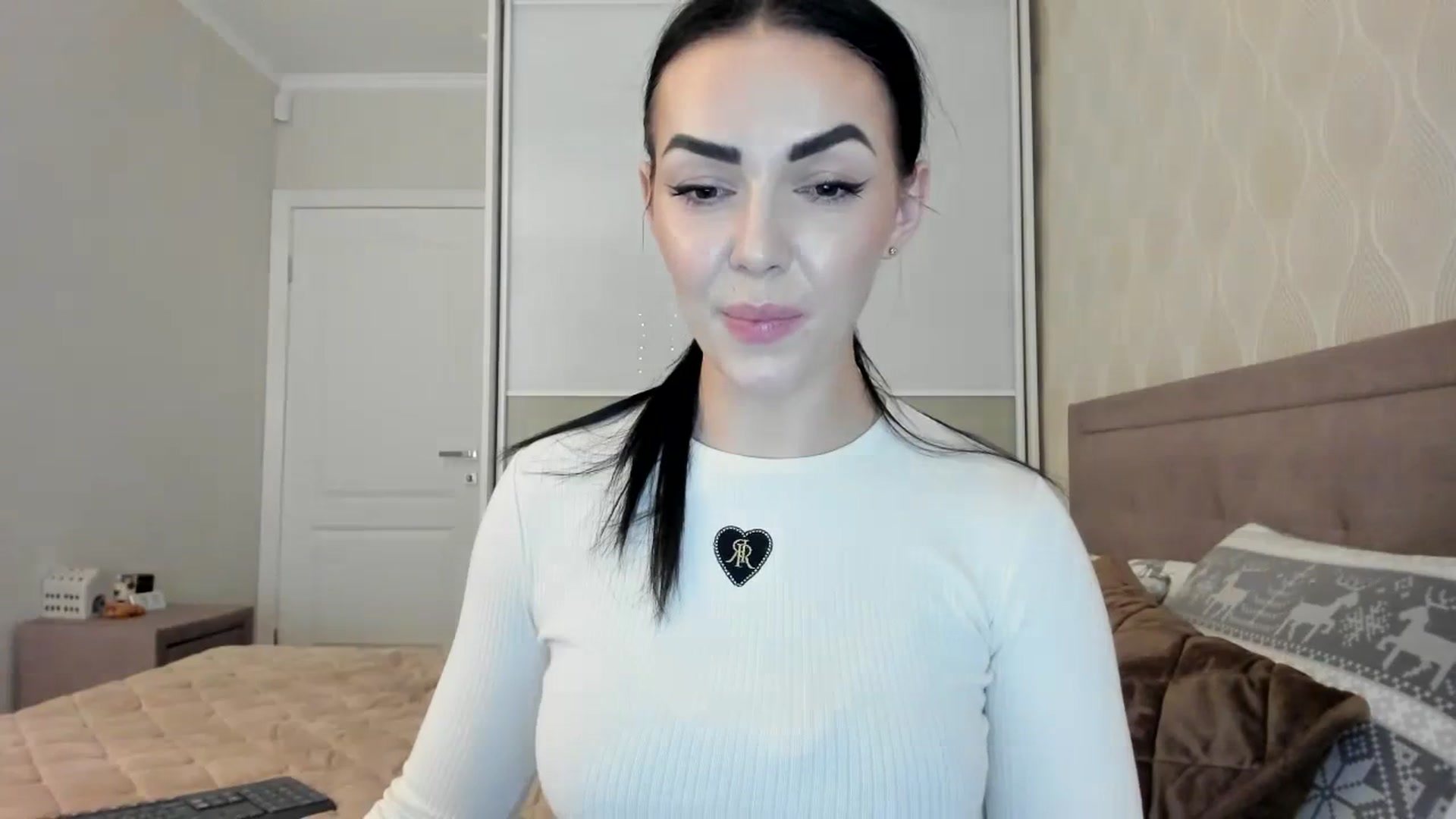 Gallery image thumbnail from MissNelly_'s myfreecams stream on, 01/11/2024, 17:47 image 12 of 20