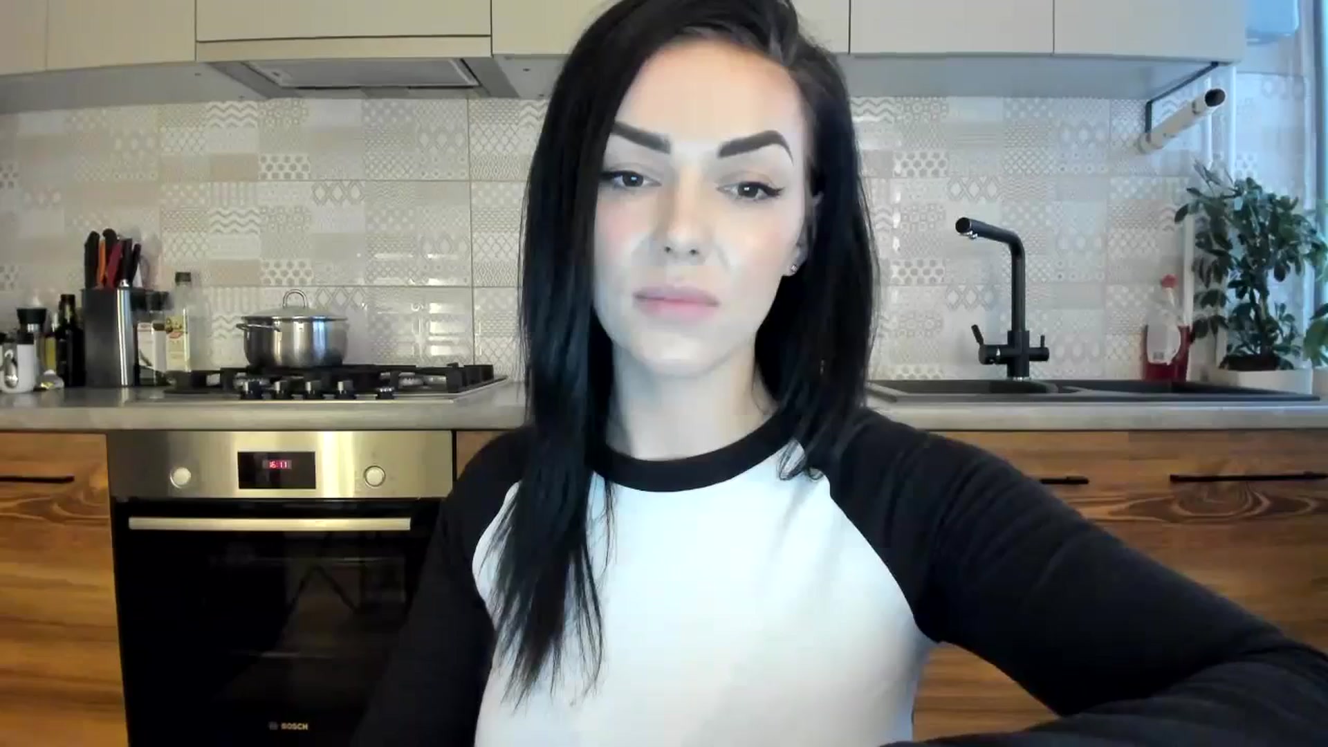 Gallery image thumbnail from MissNelly_'s myfreecams stream on, 01/13/2024, 14:57 image 4 of 20