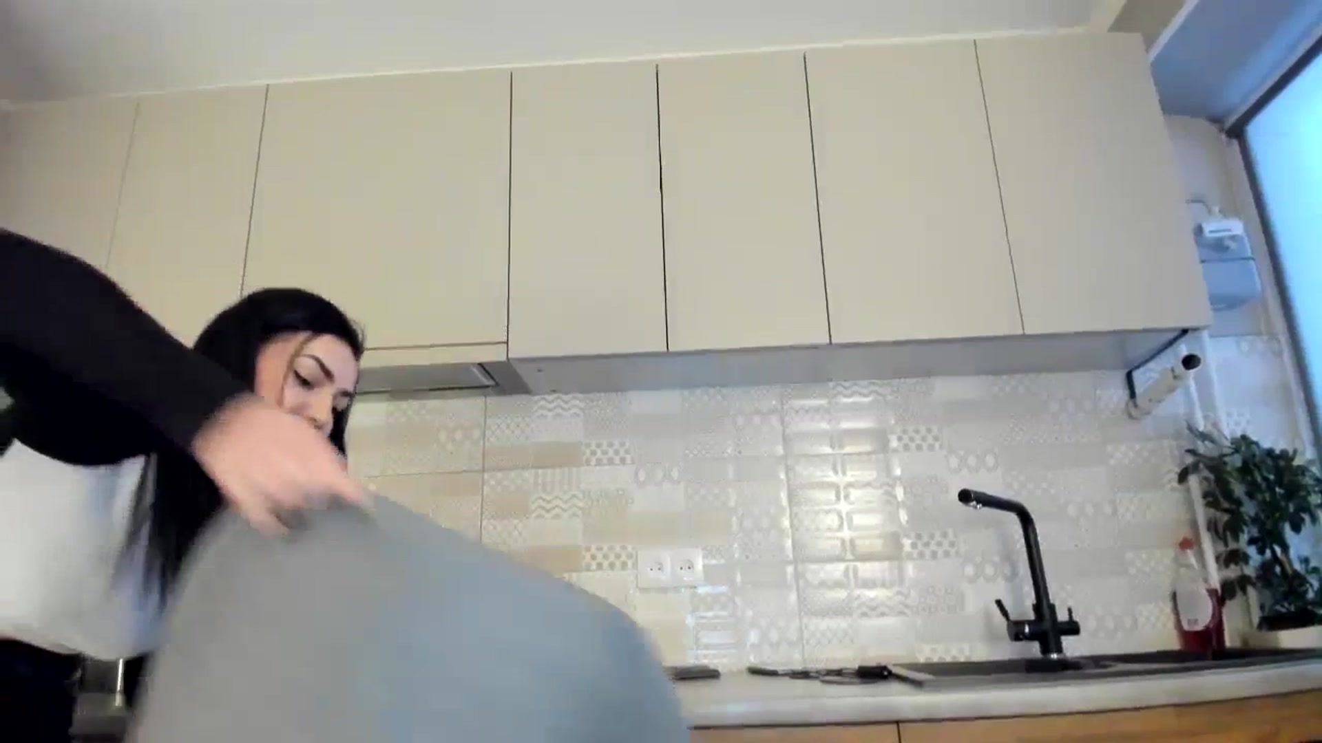 Gallery image thumbnail from MissNelly_'s myfreecams stream on, 01/13/2024, 14:57 image 16 of 20