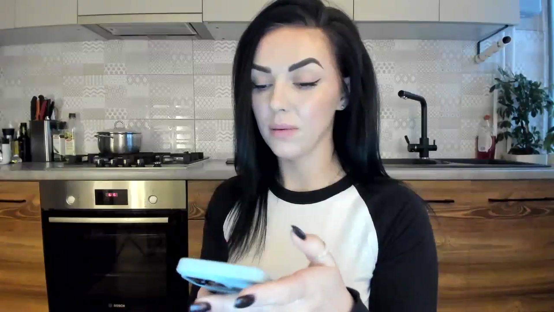 Gallery image thumbnail from MissNelly_'s myfreecams stream on, 01/13/2024, 14:57 image 8 of 20