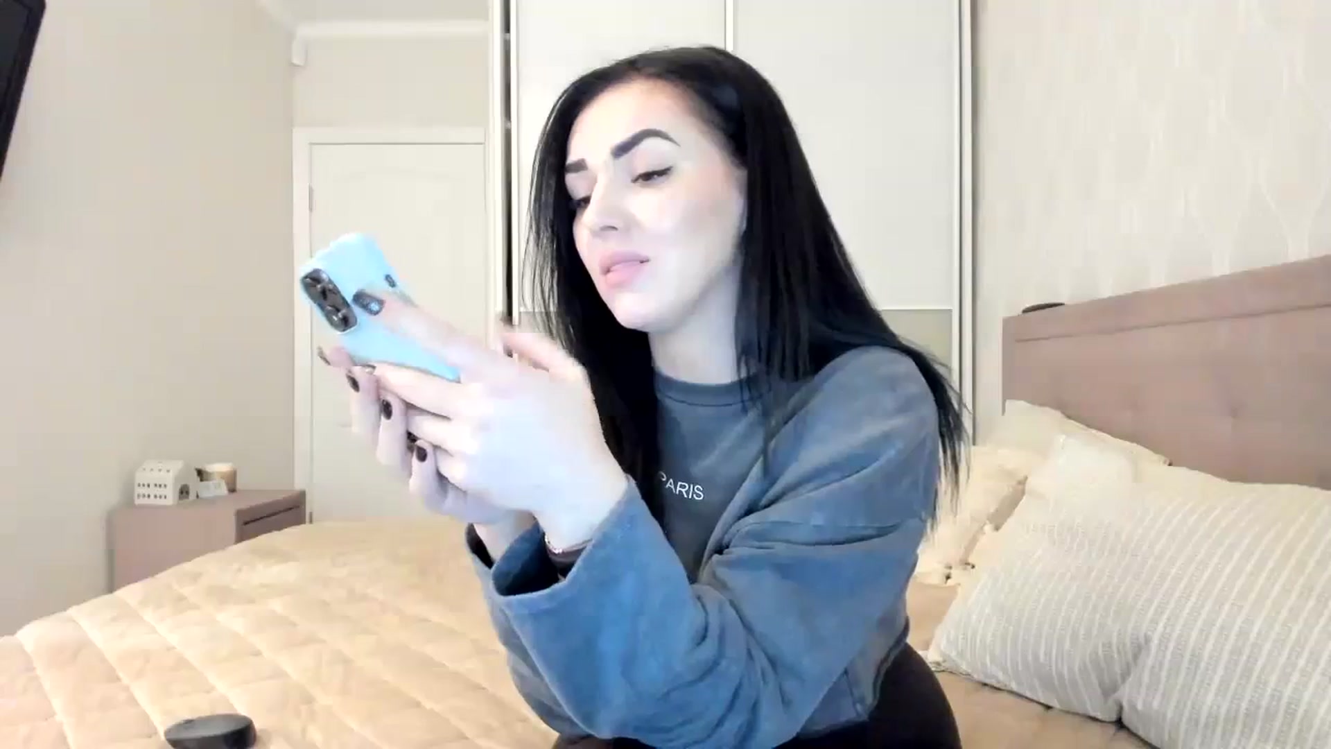 Gallery image thumbnail from MissNelly_'s myfreecams stream on, 01/24/2024, 14:00 image 10 of 20