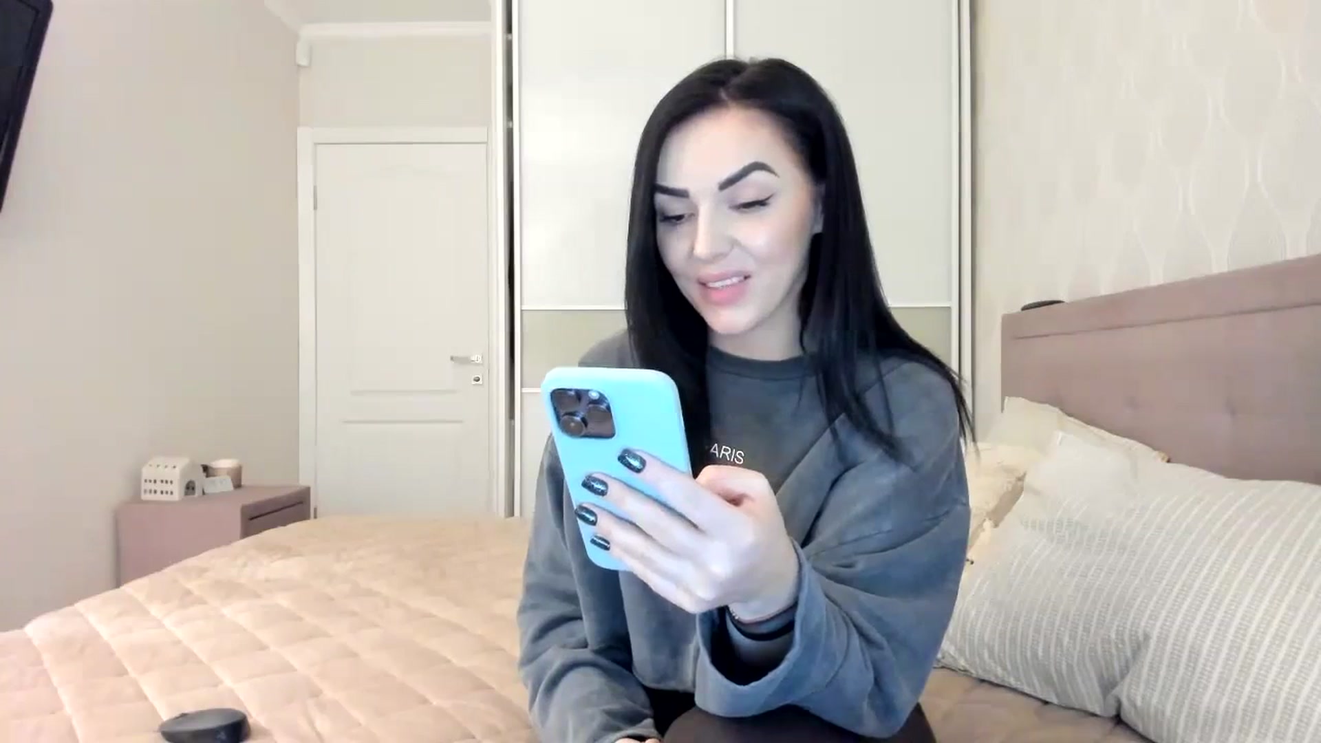 Gallery image thumbnail from MissNelly_'s myfreecams stream on, 01/24/2024, 14:00 image 17 of 20