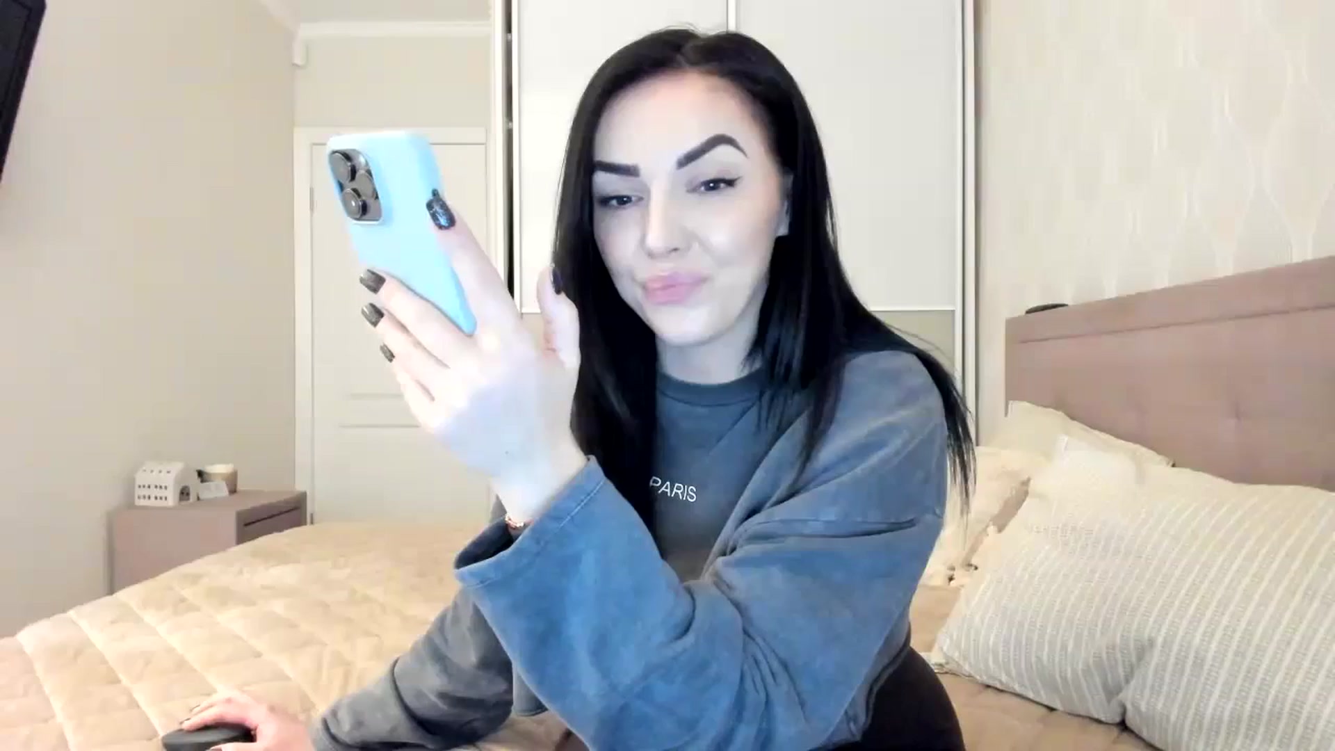 Gallery image thumbnail from MissNelly_'s myfreecams stream on, 01/24/2024, 14:00 image 11 of 20