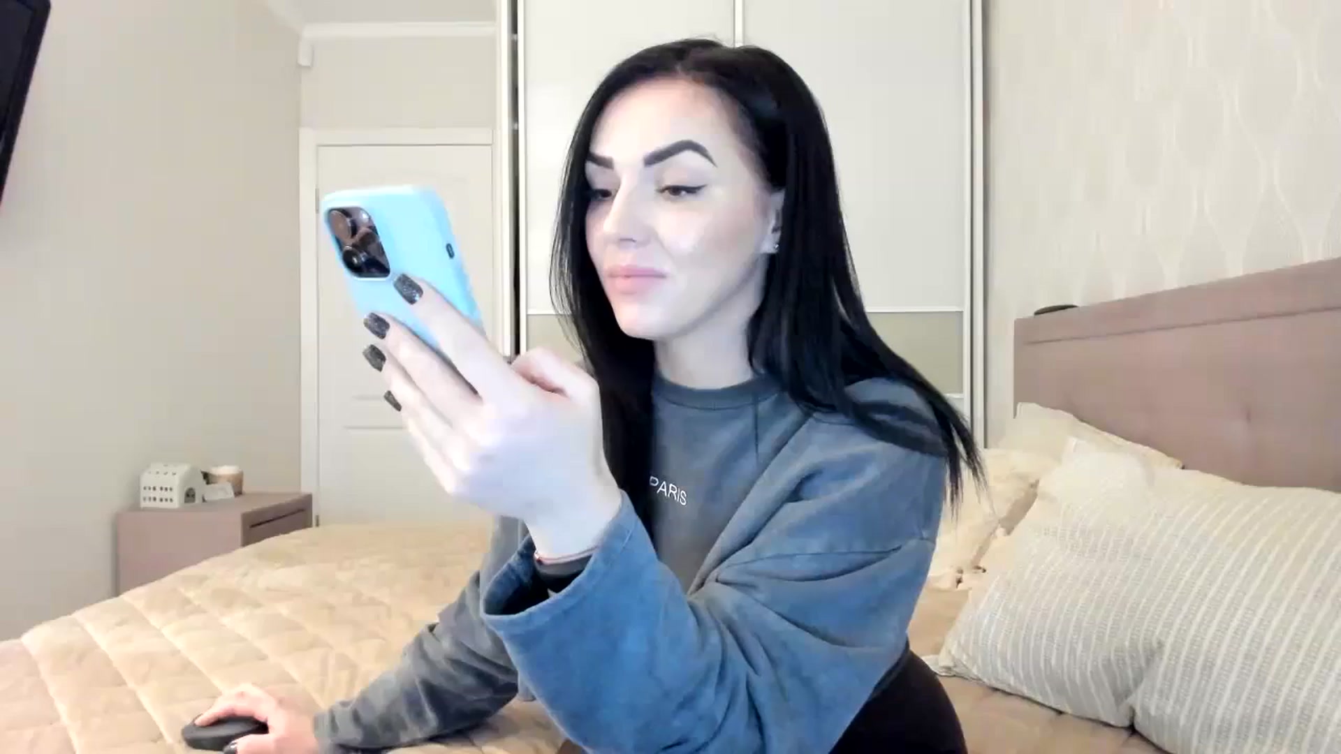 Gallery image thumbnail from MissNelly_'s myfreecams stream on, 01/24/2024, 14:00 image 16 of 20