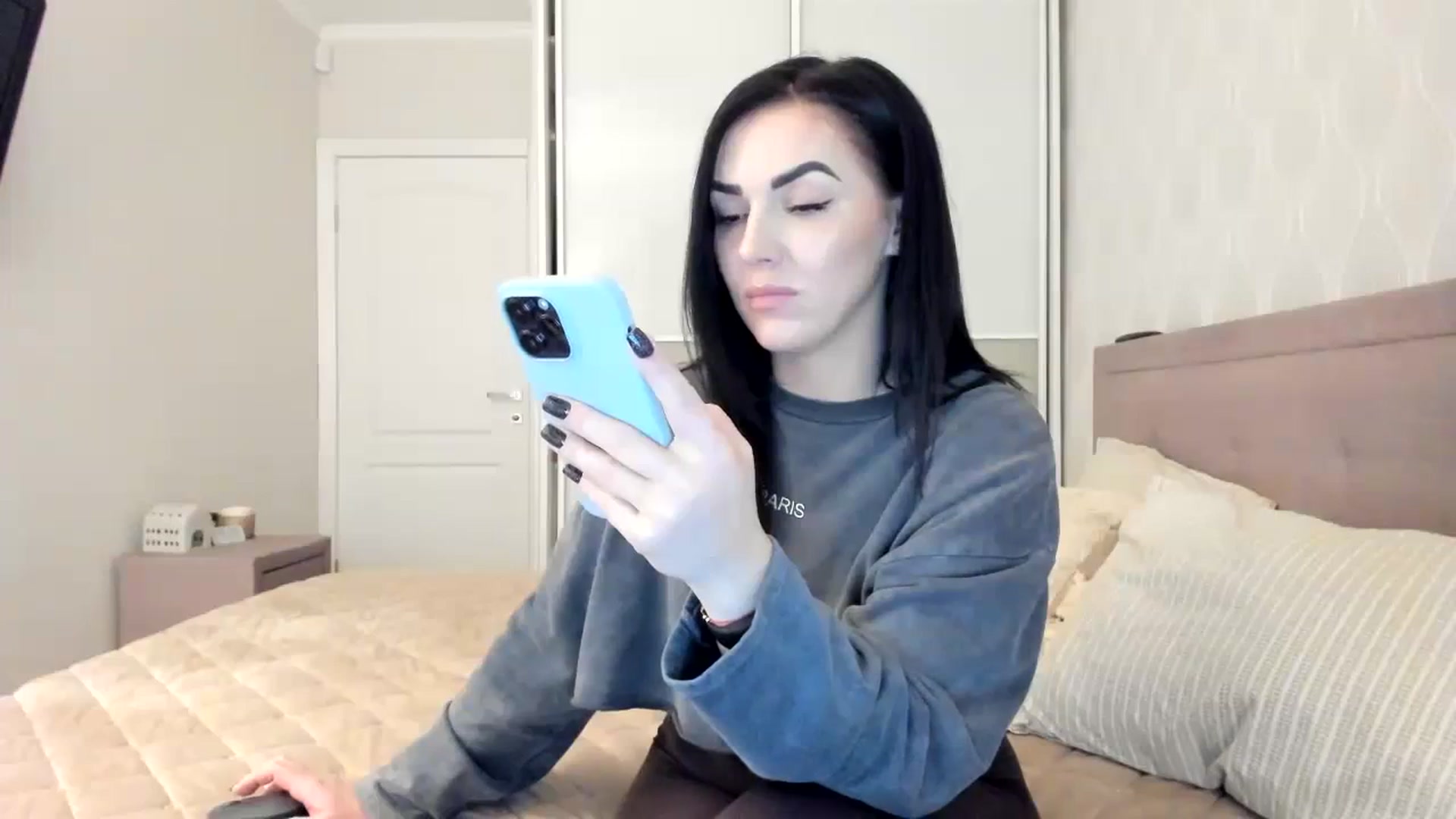 Gallery image thumbnail from MissNelly_'s myfreecams stream on, 01/24/2024, 14:00 image 8 of 20